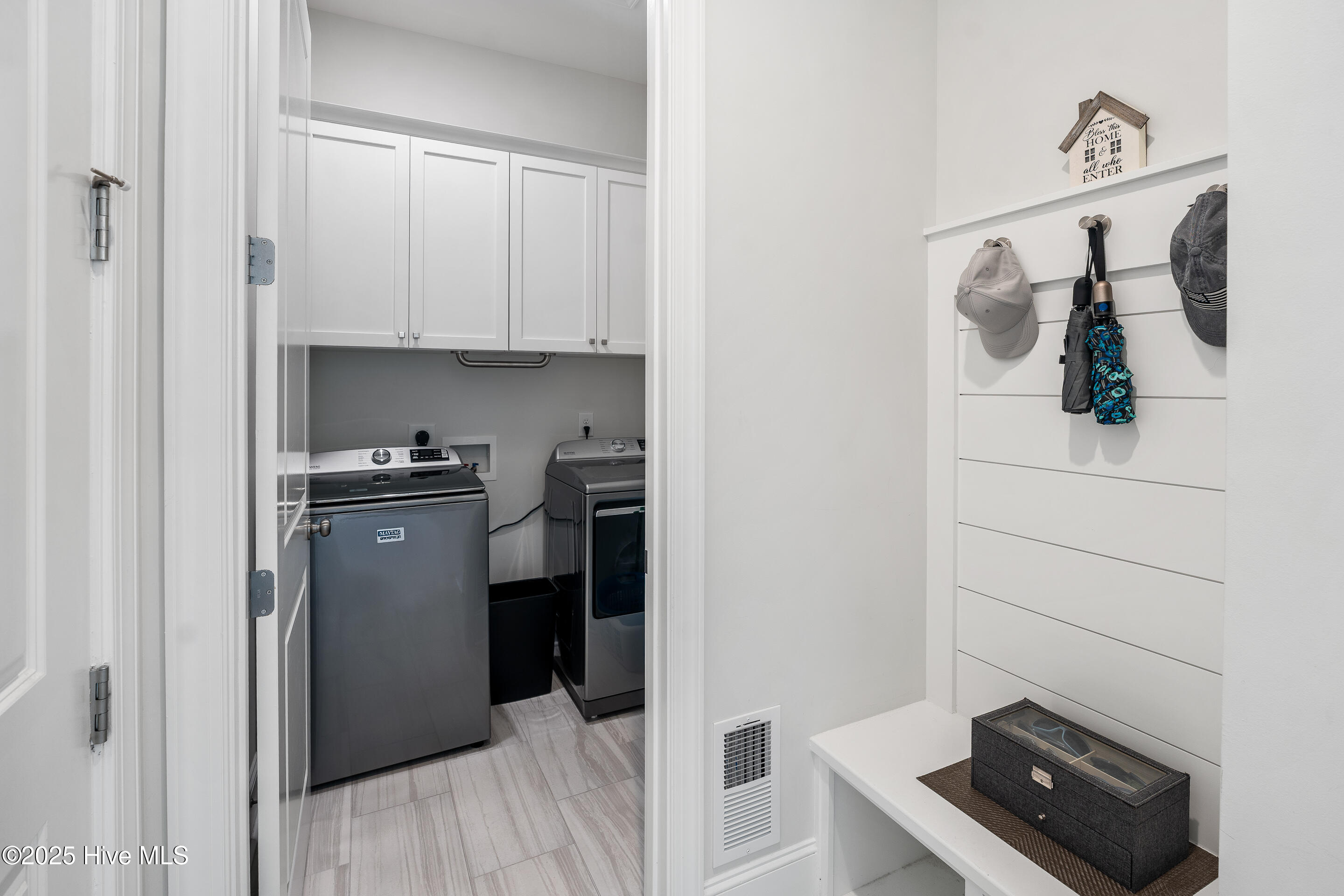 100526506 | Photo 27