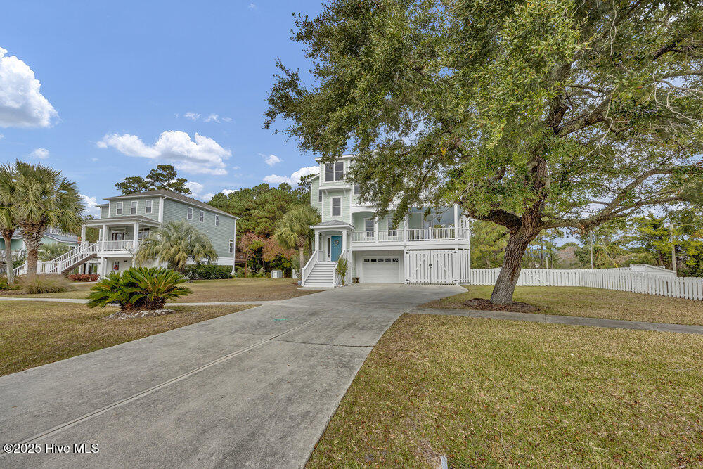 100542782 | Photo 56