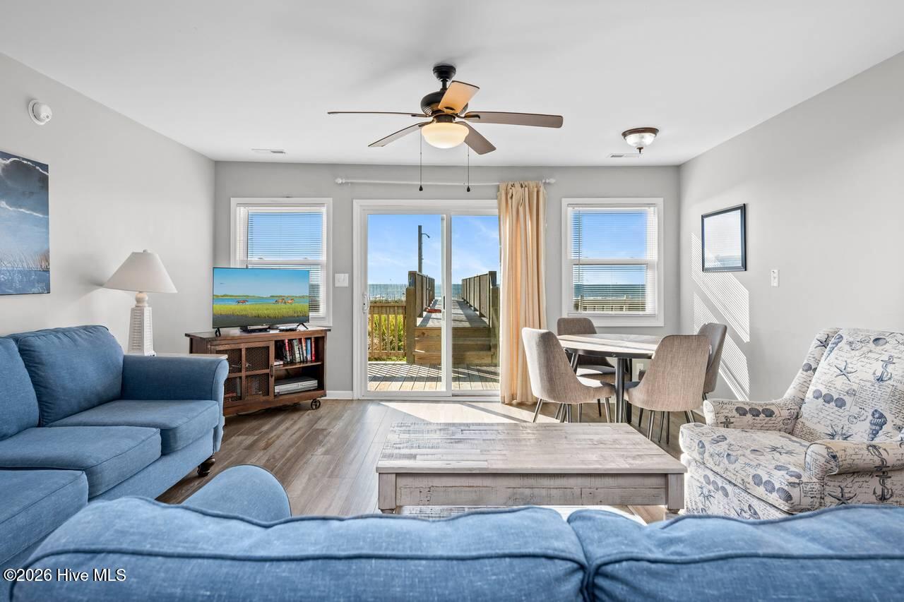 100555607 | Photo 29