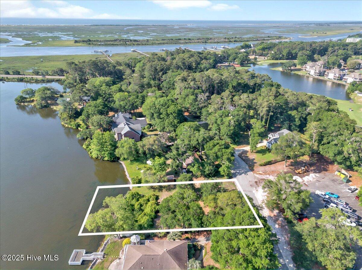 100507999 | Photo 23