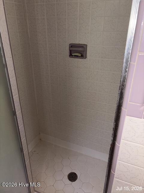 Master shower
