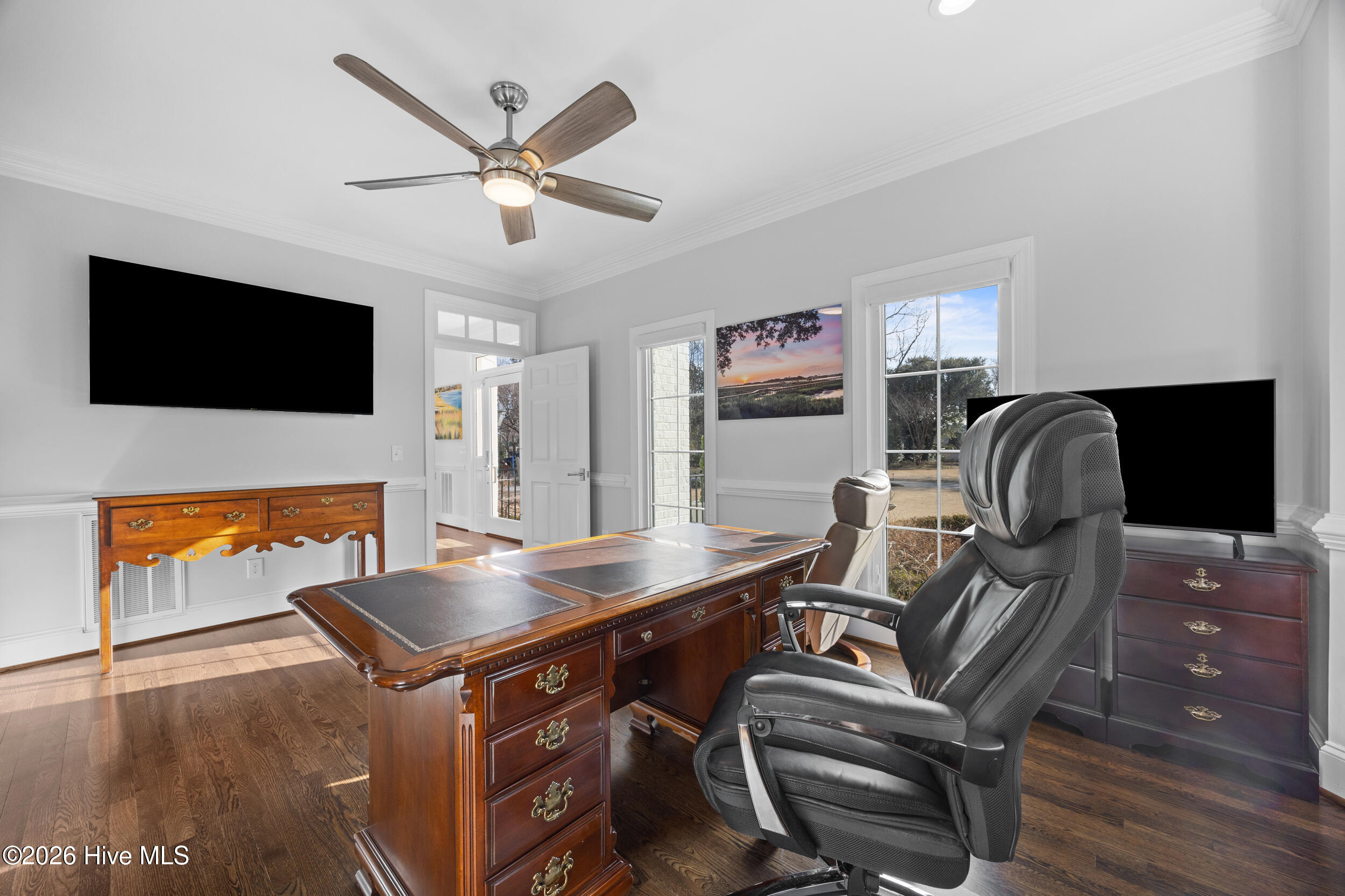 100553782 | Photo 32