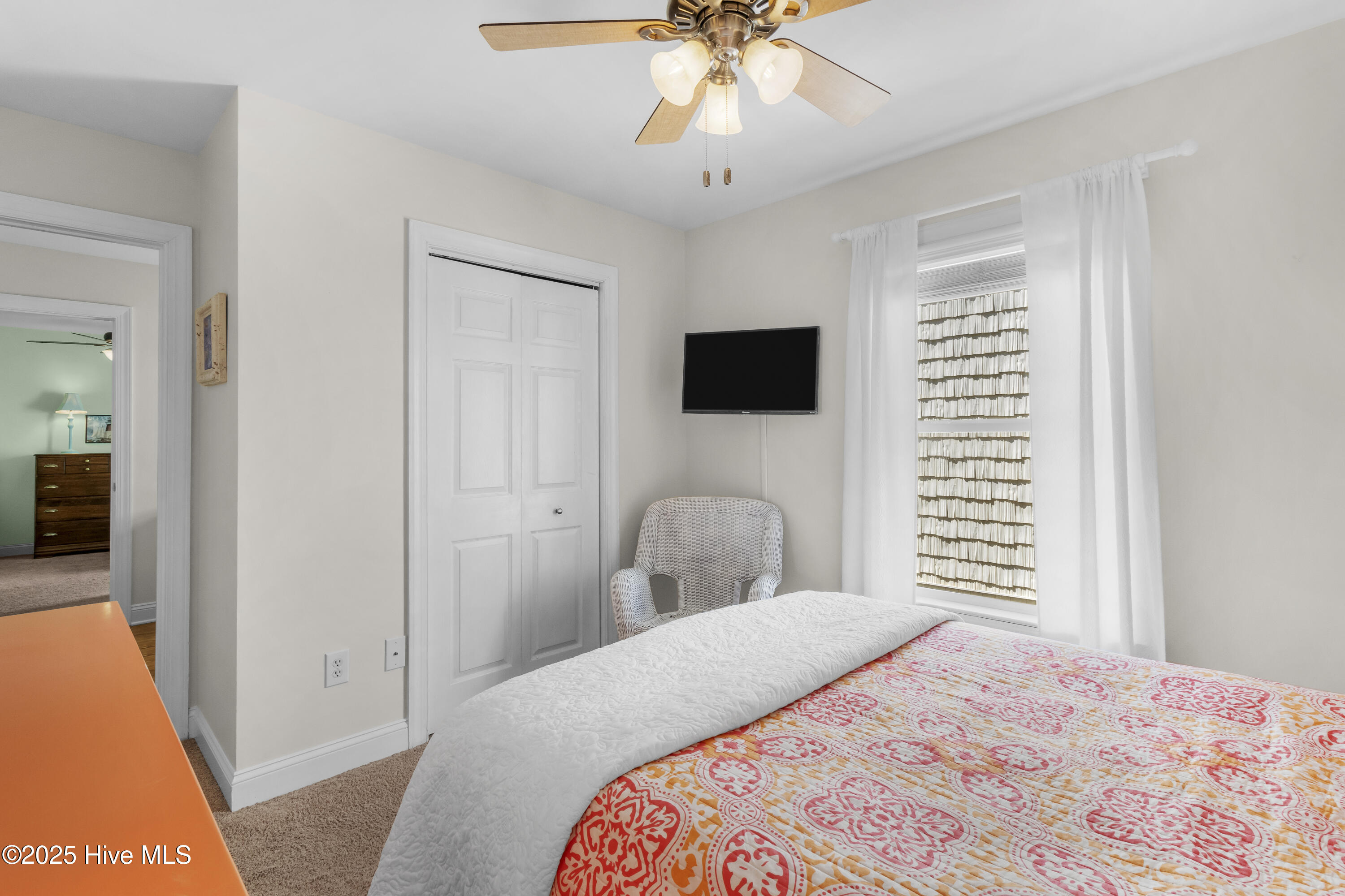 100516276 | Photo 22