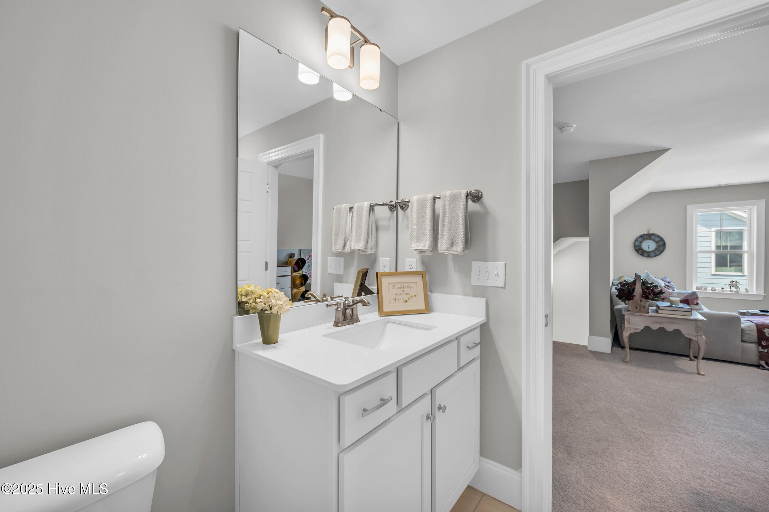 100520881 | Photo 28