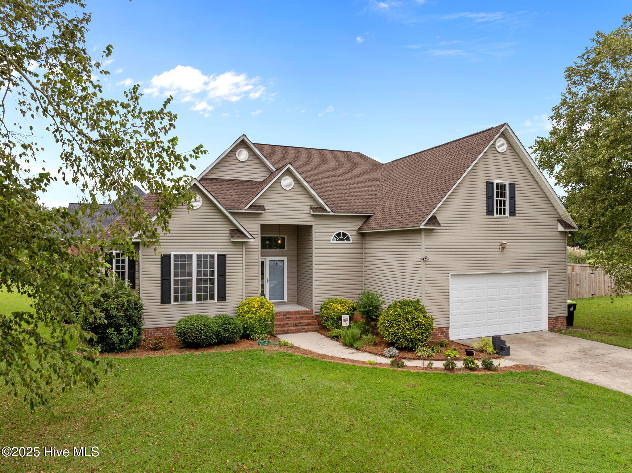 Homes for sale in Grimesland, NC | 2616 Spring Creek Dr, Grimesland, NC 27837 | MLS# 100525341