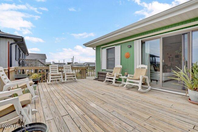 100564777 | Photo 24