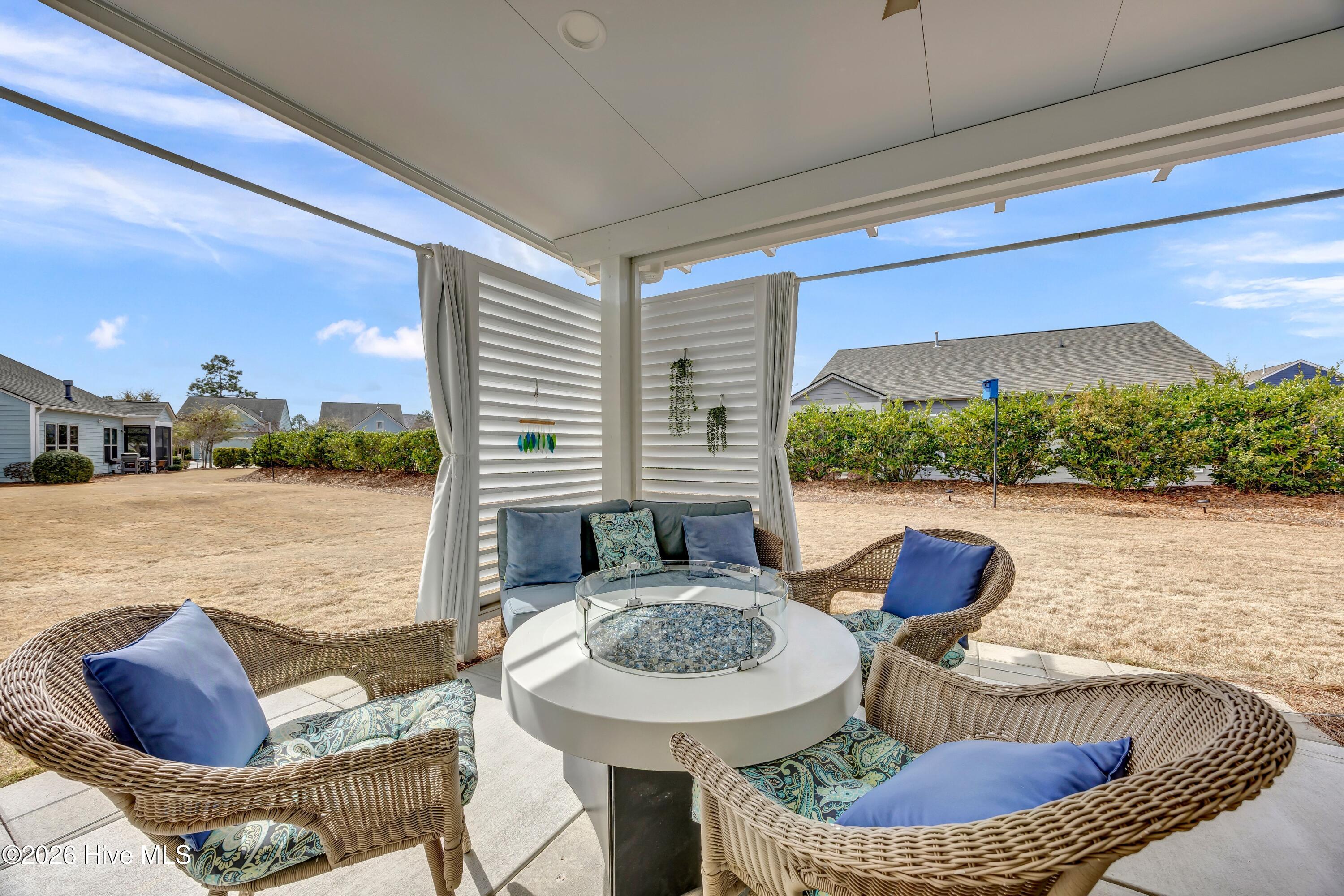 100558560 | Photo 24