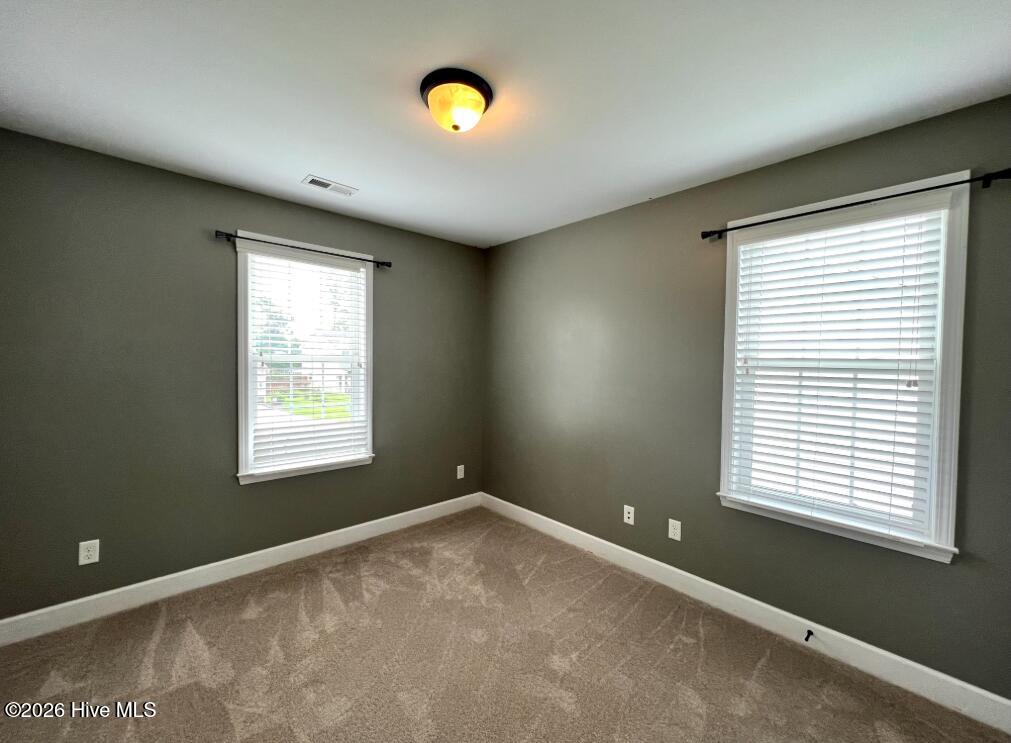 100560572 | Photo 13