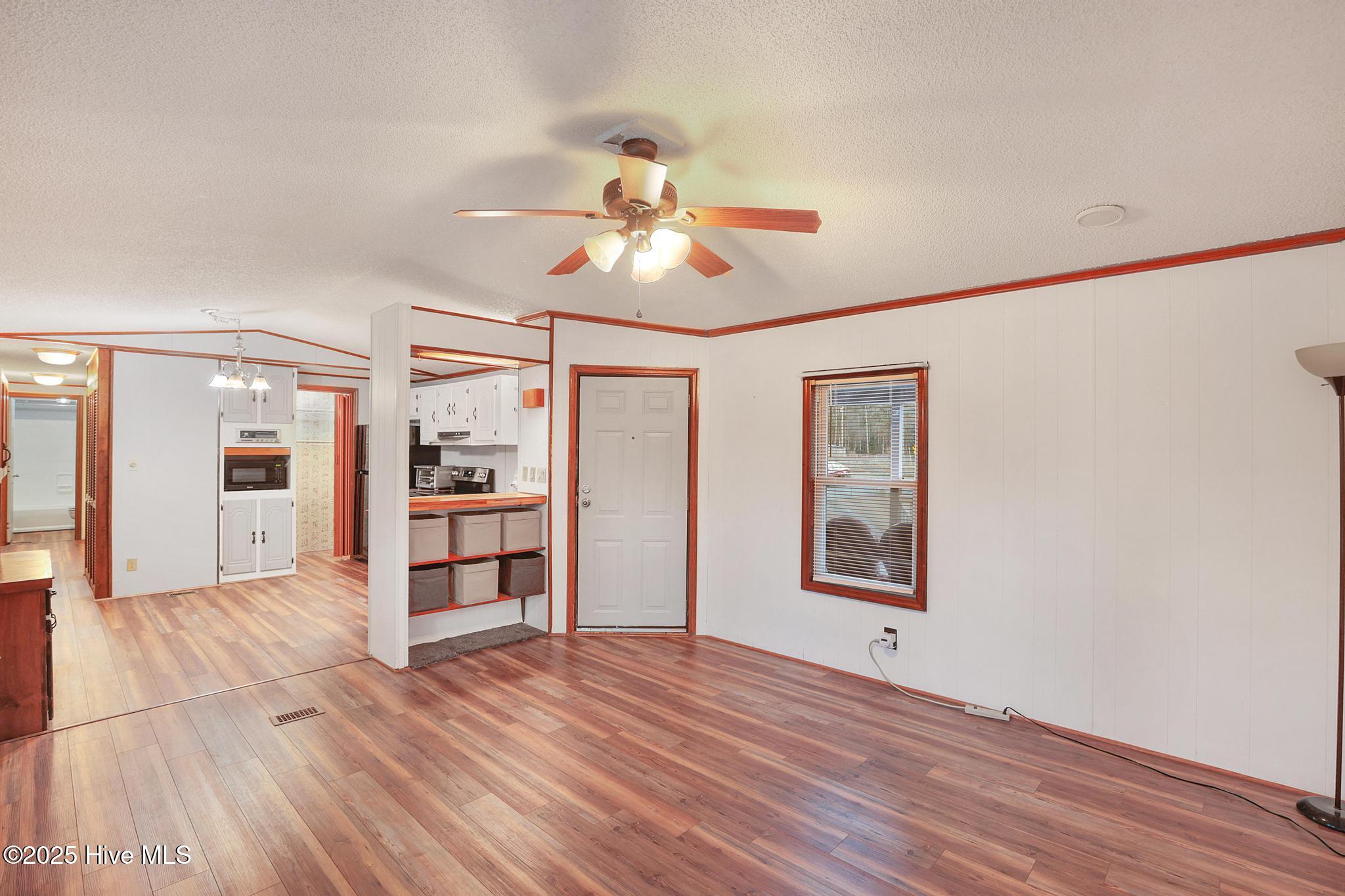312 Queens Road,Hubert