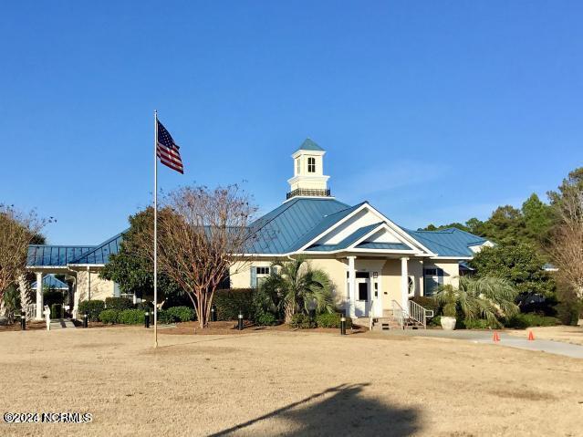 100558895 | Photo 101