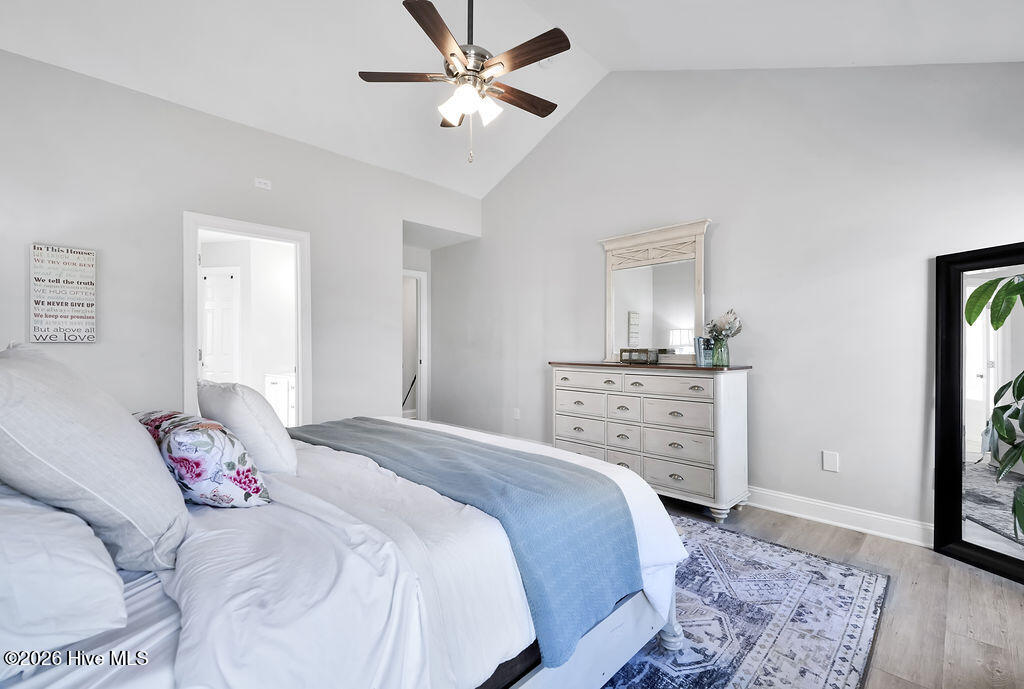 100550972 | Photo 23