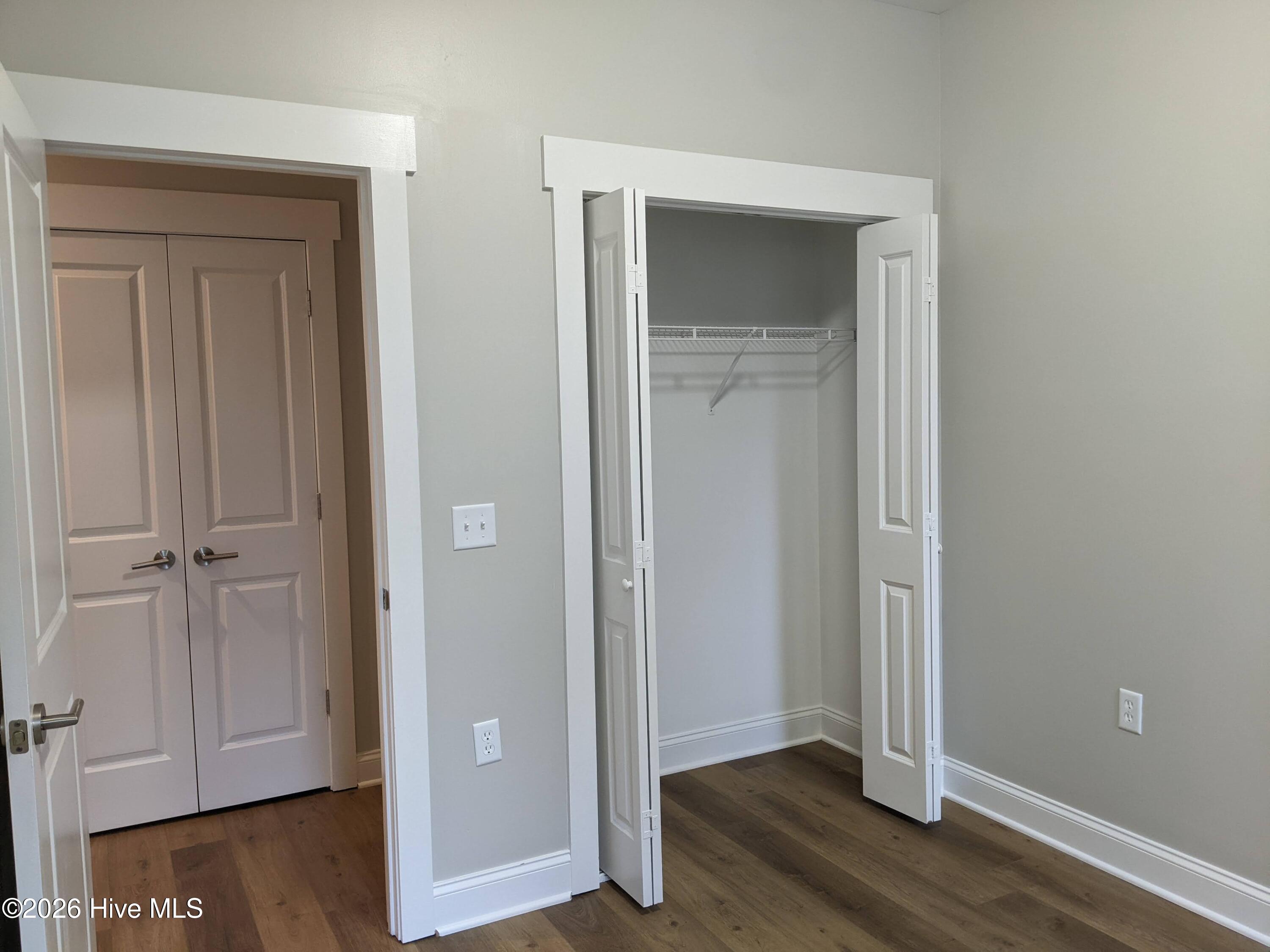 100556319 | Photo 14