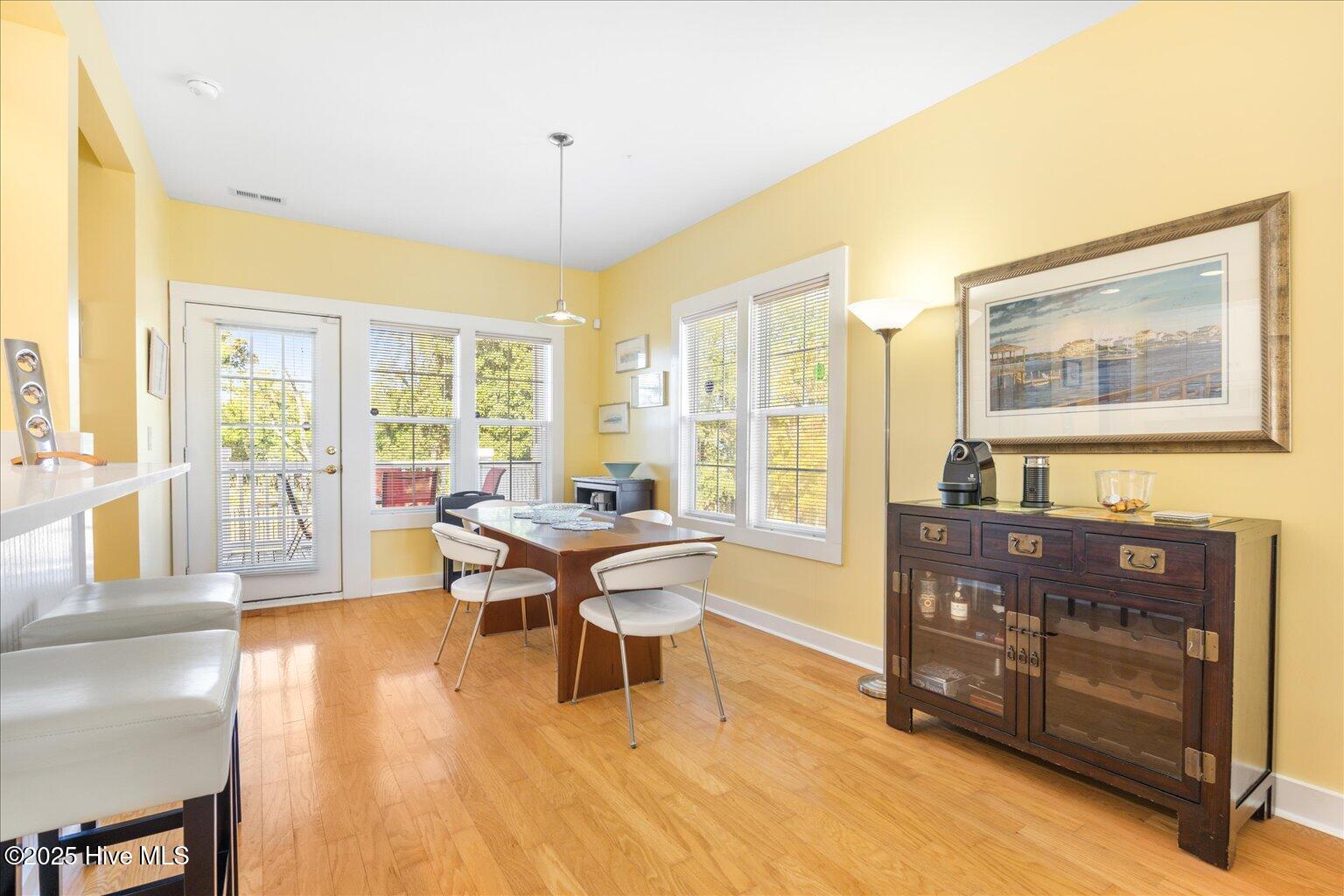 100540779 | Photo 36