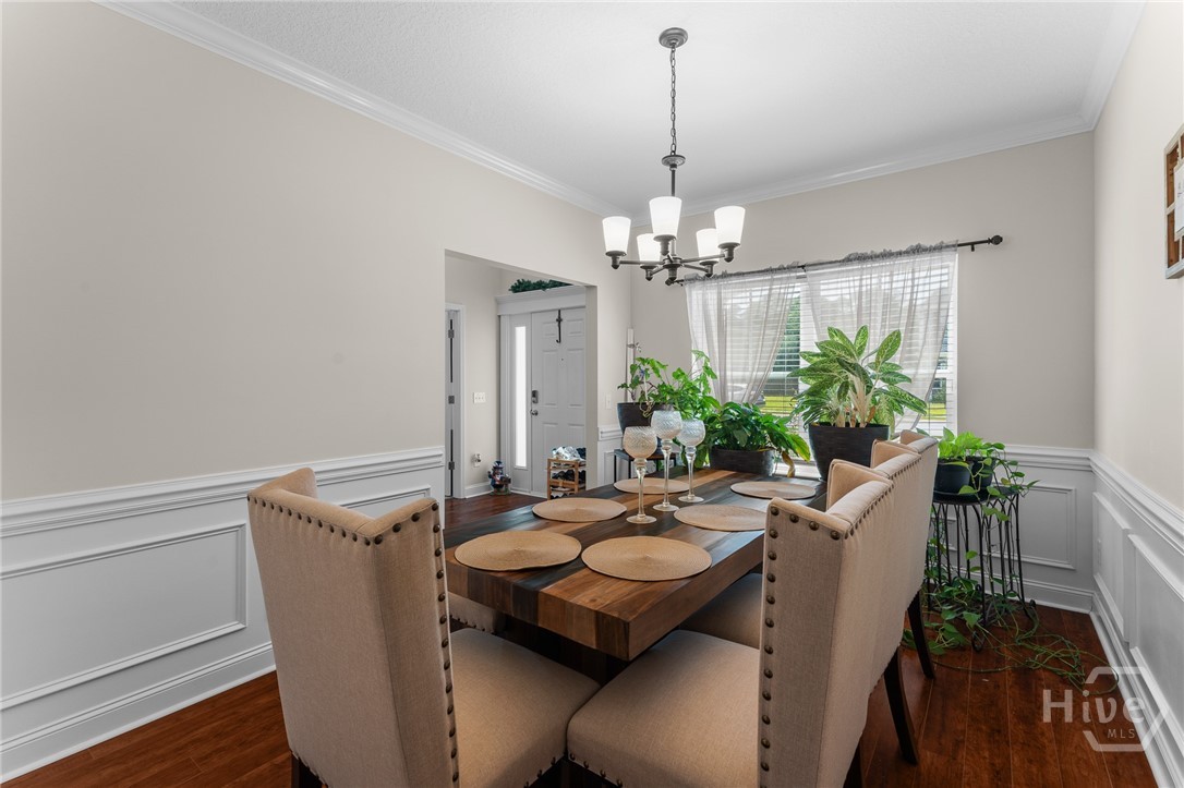 Formal Dining