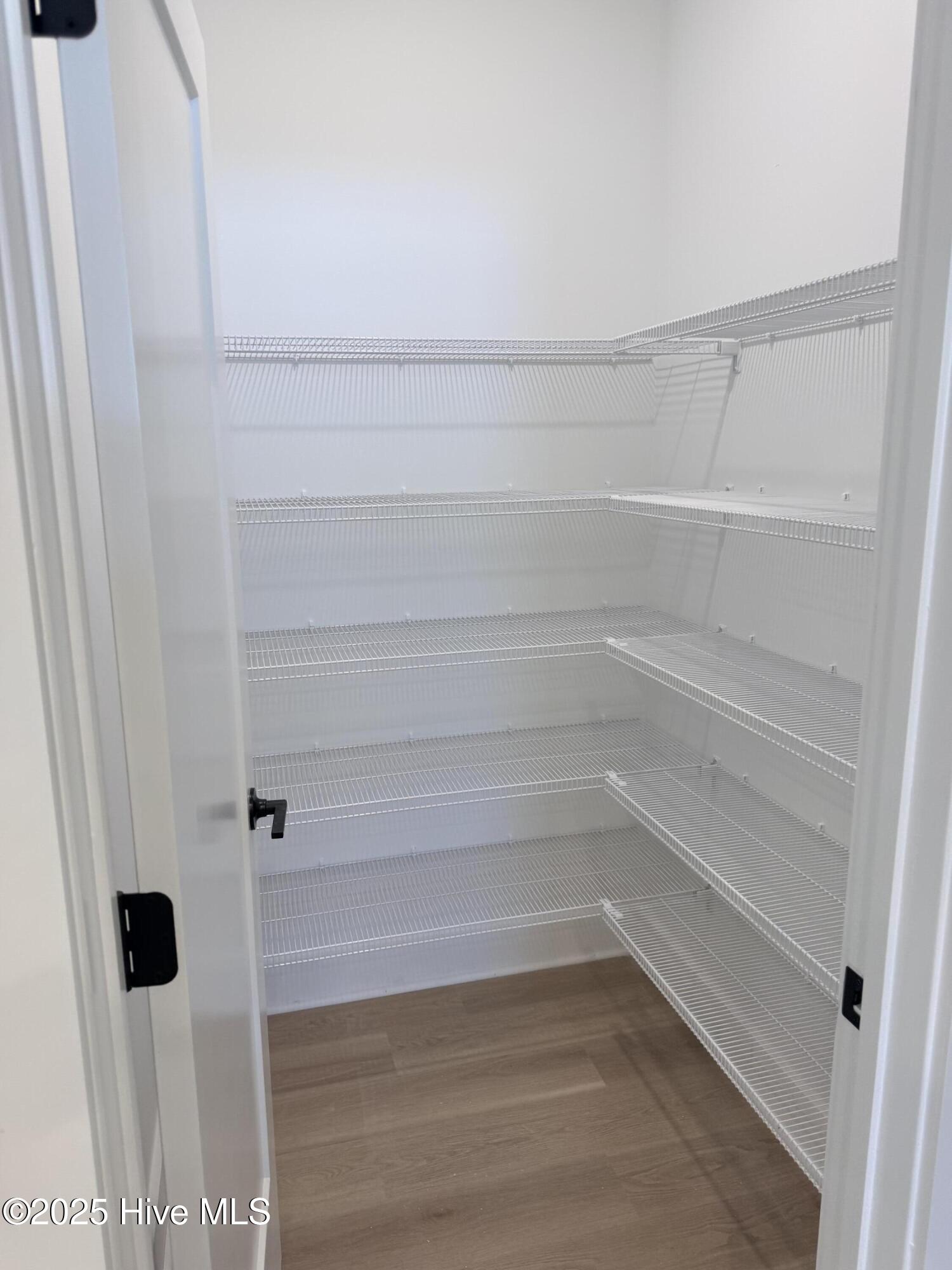 100547091 | Photo 12