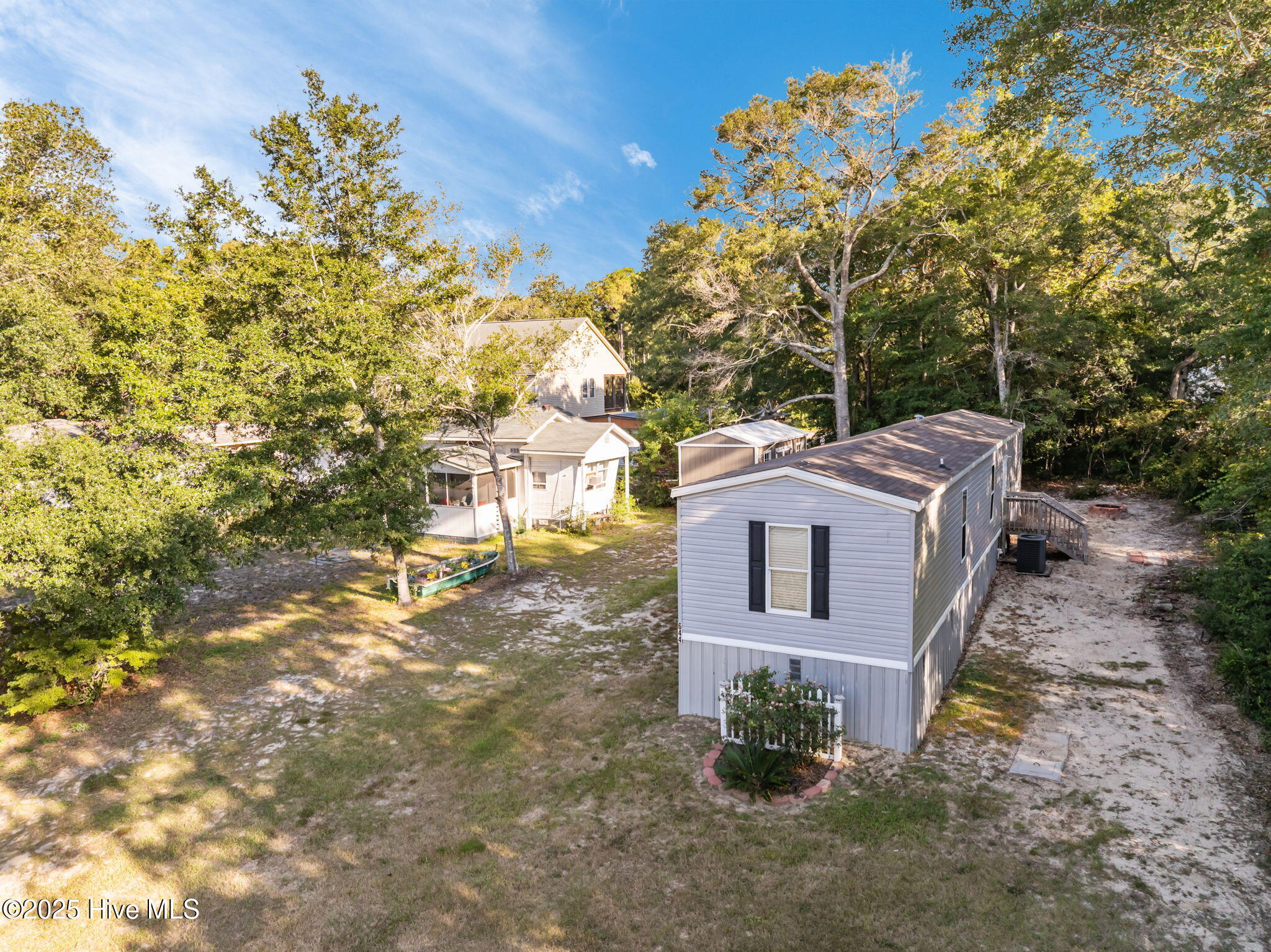 100531228 | Photo 12