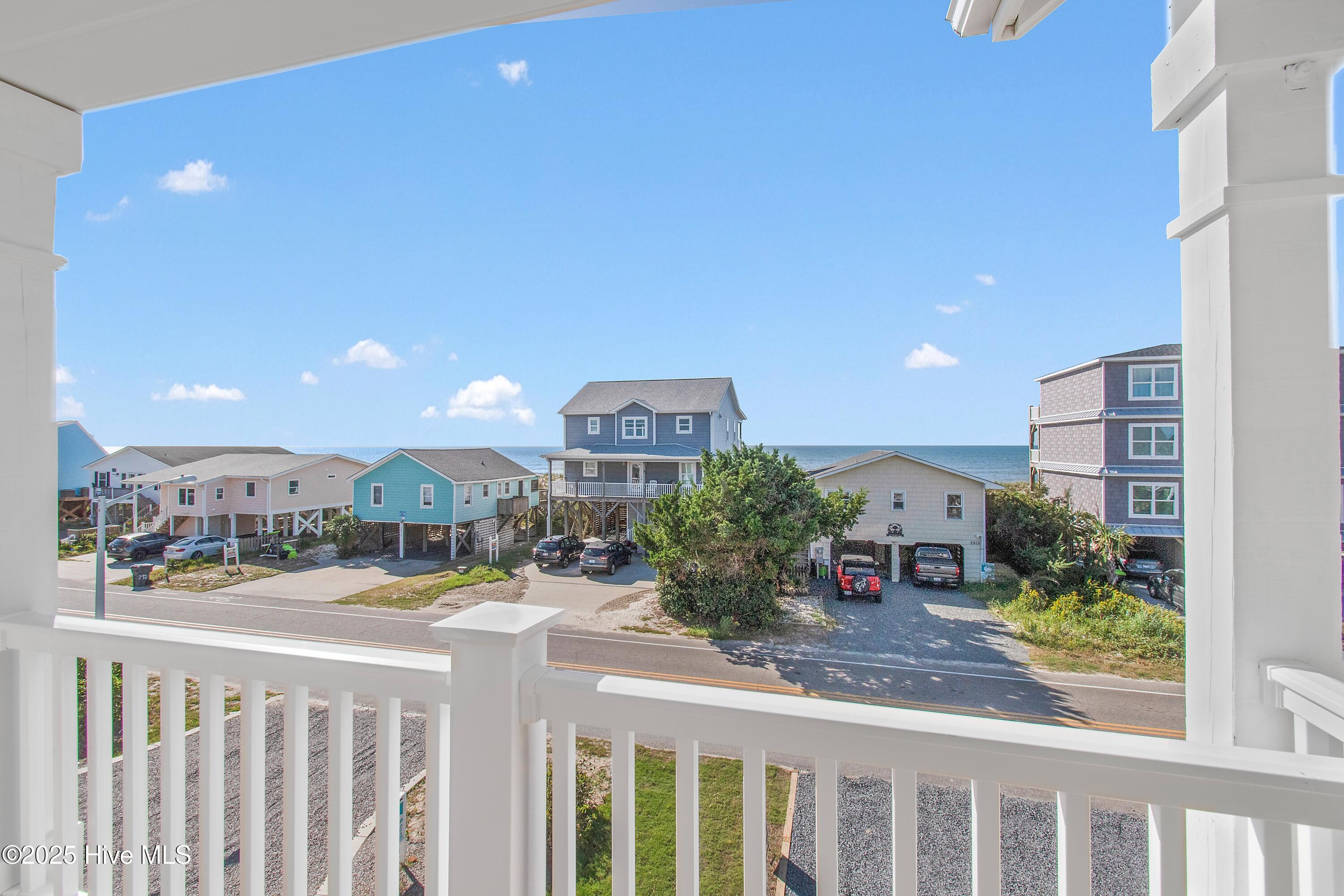 100511699 | Photo 30