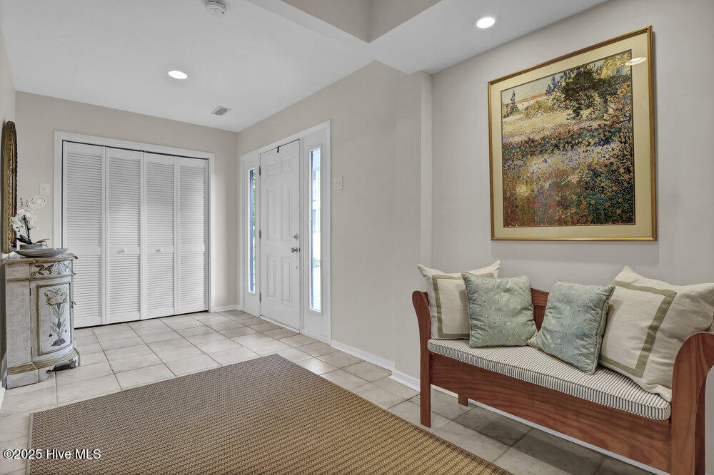 100511026 | Photo 10