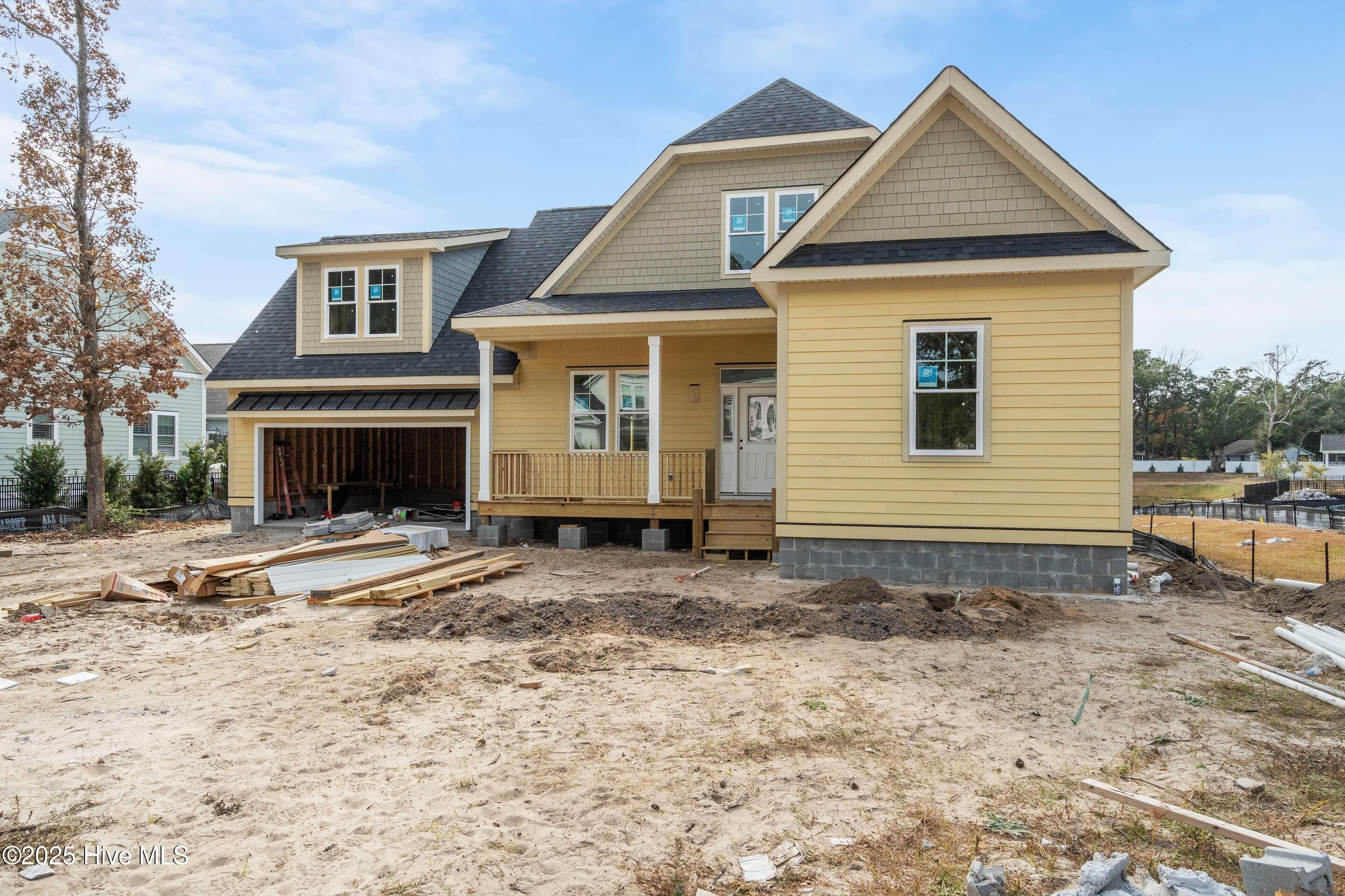 100543069 | Photo 18