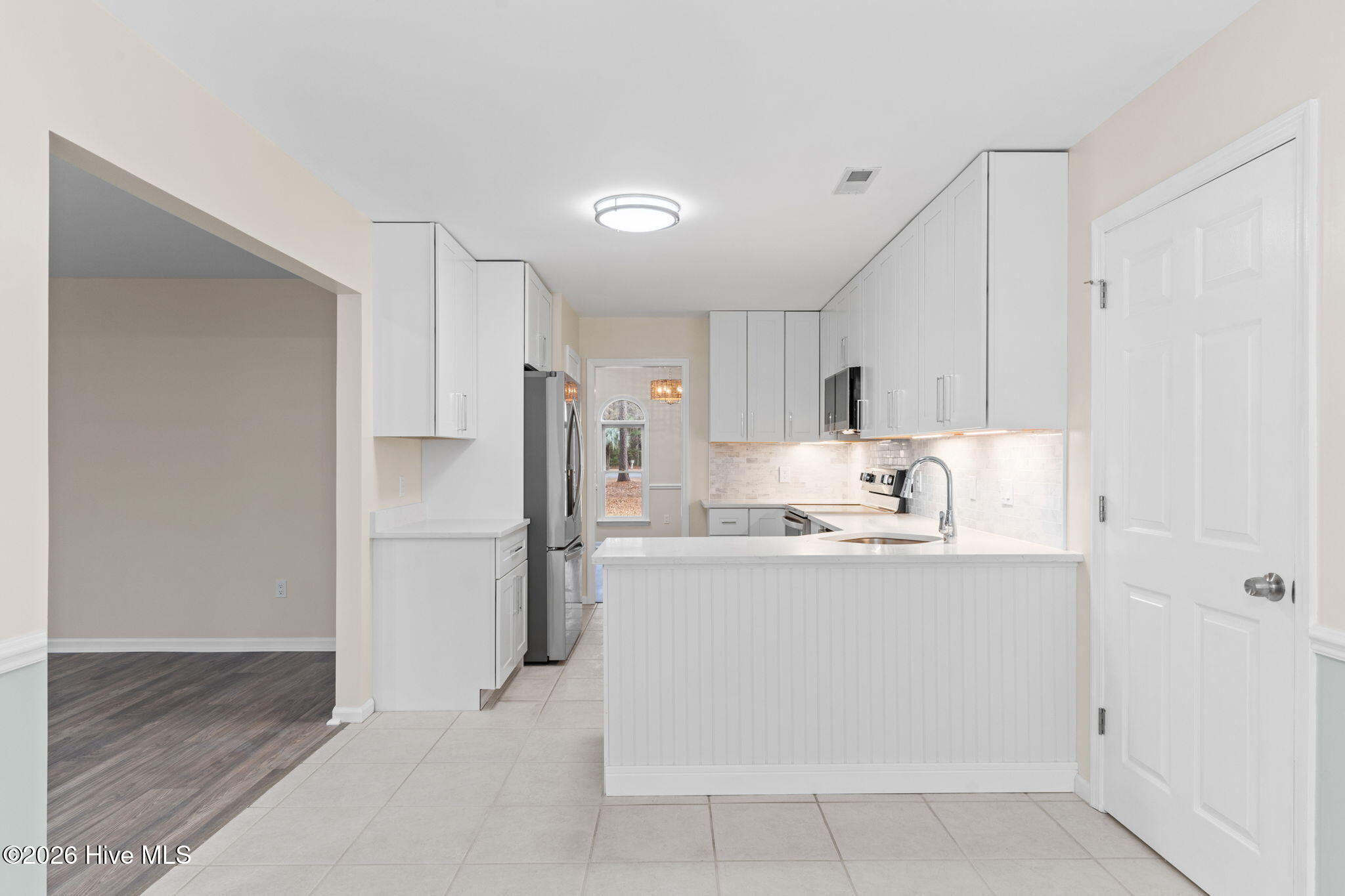 100547566 | Photo 17