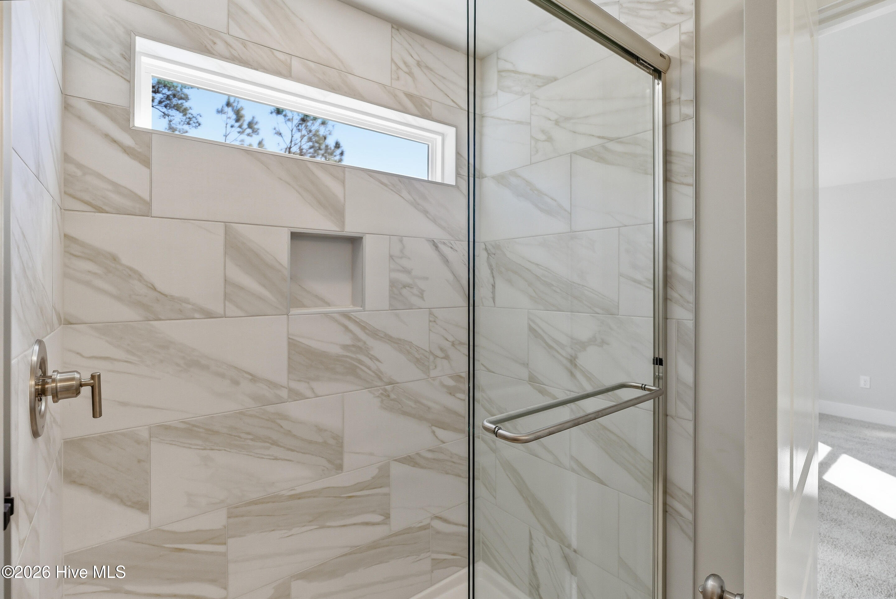 100547597 | Photo 26