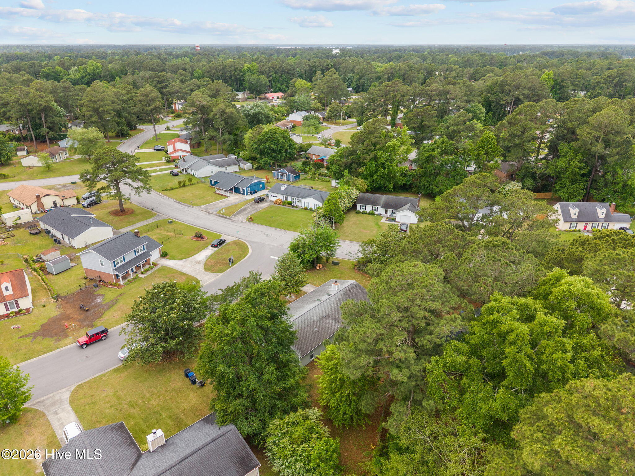 100570195 | Photo 40