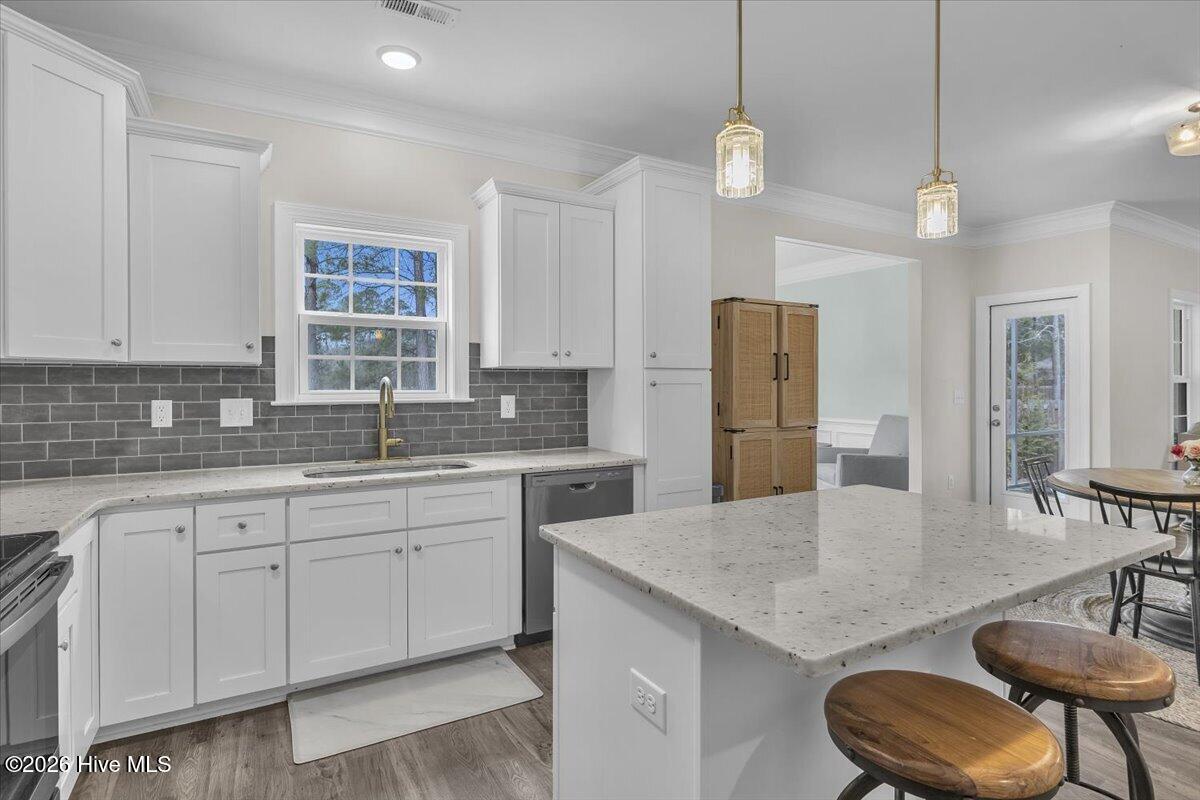 100553155 | Photo 18