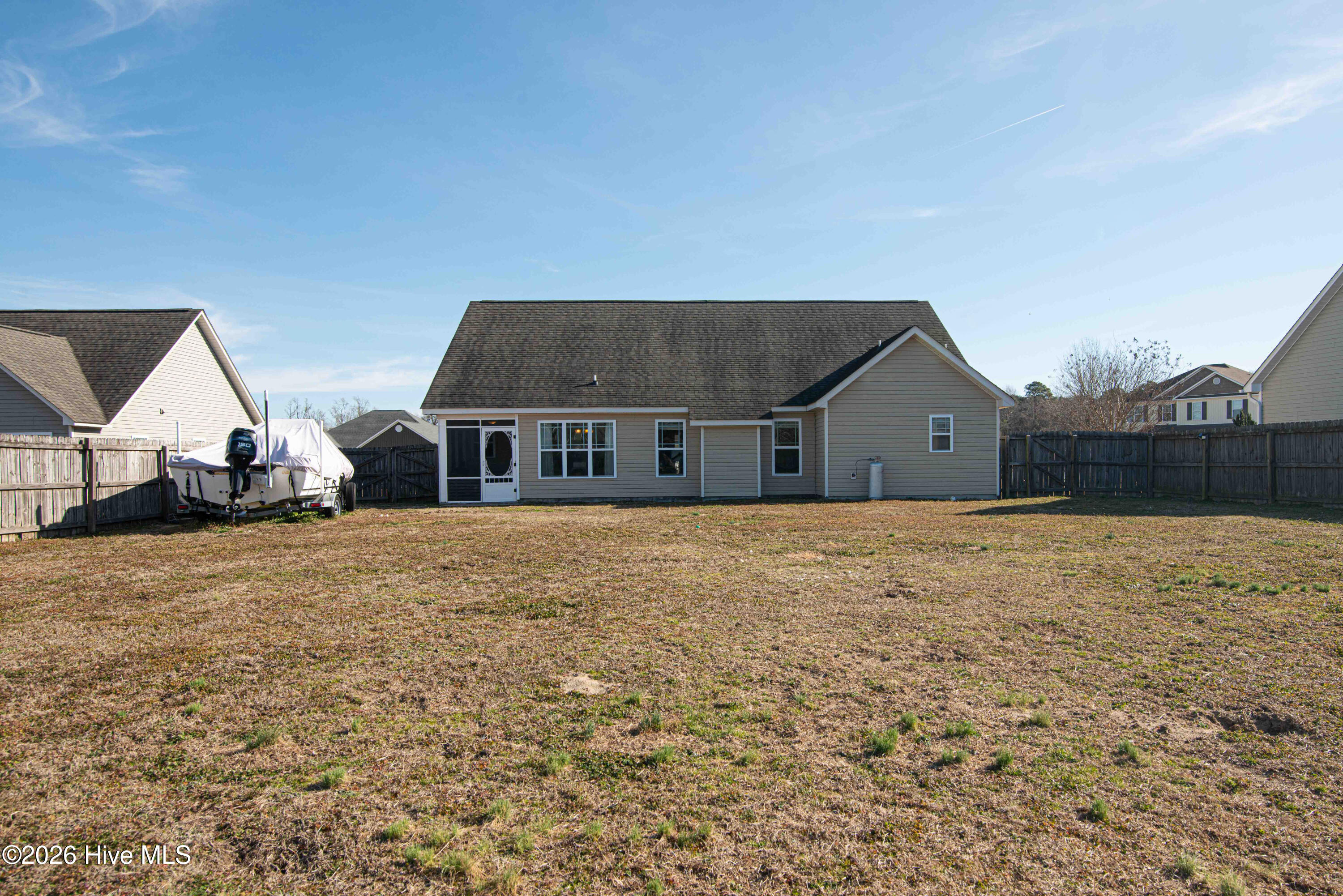 100553192 | Photo 30