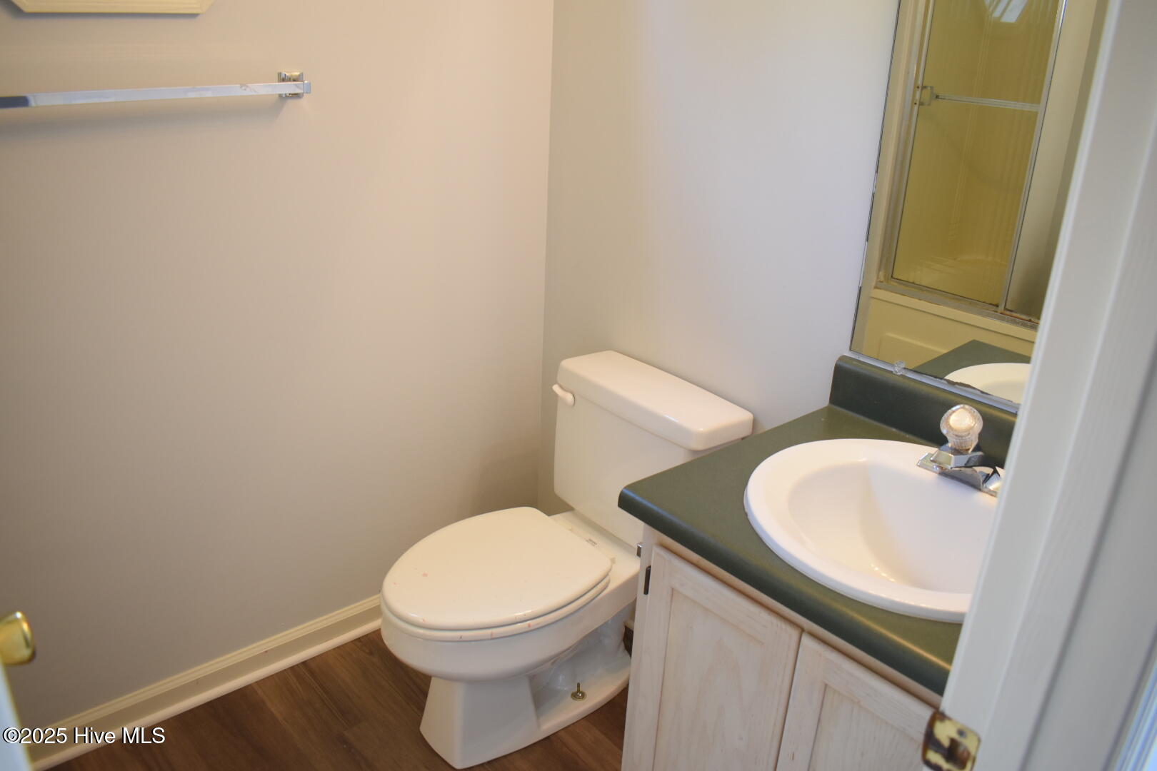 100538470 | Photo 16