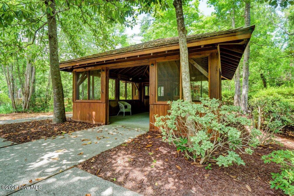 100563966 | Photo 77