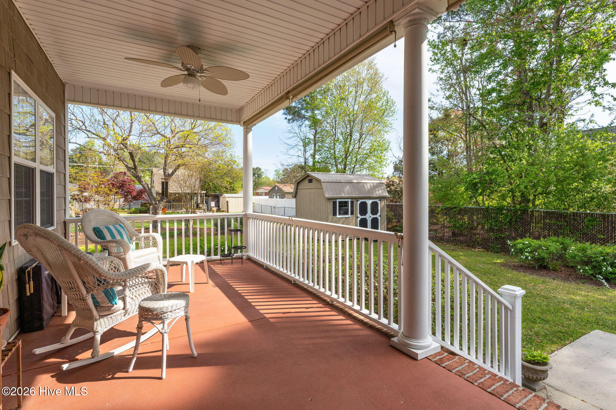 100564241 | Photo 36