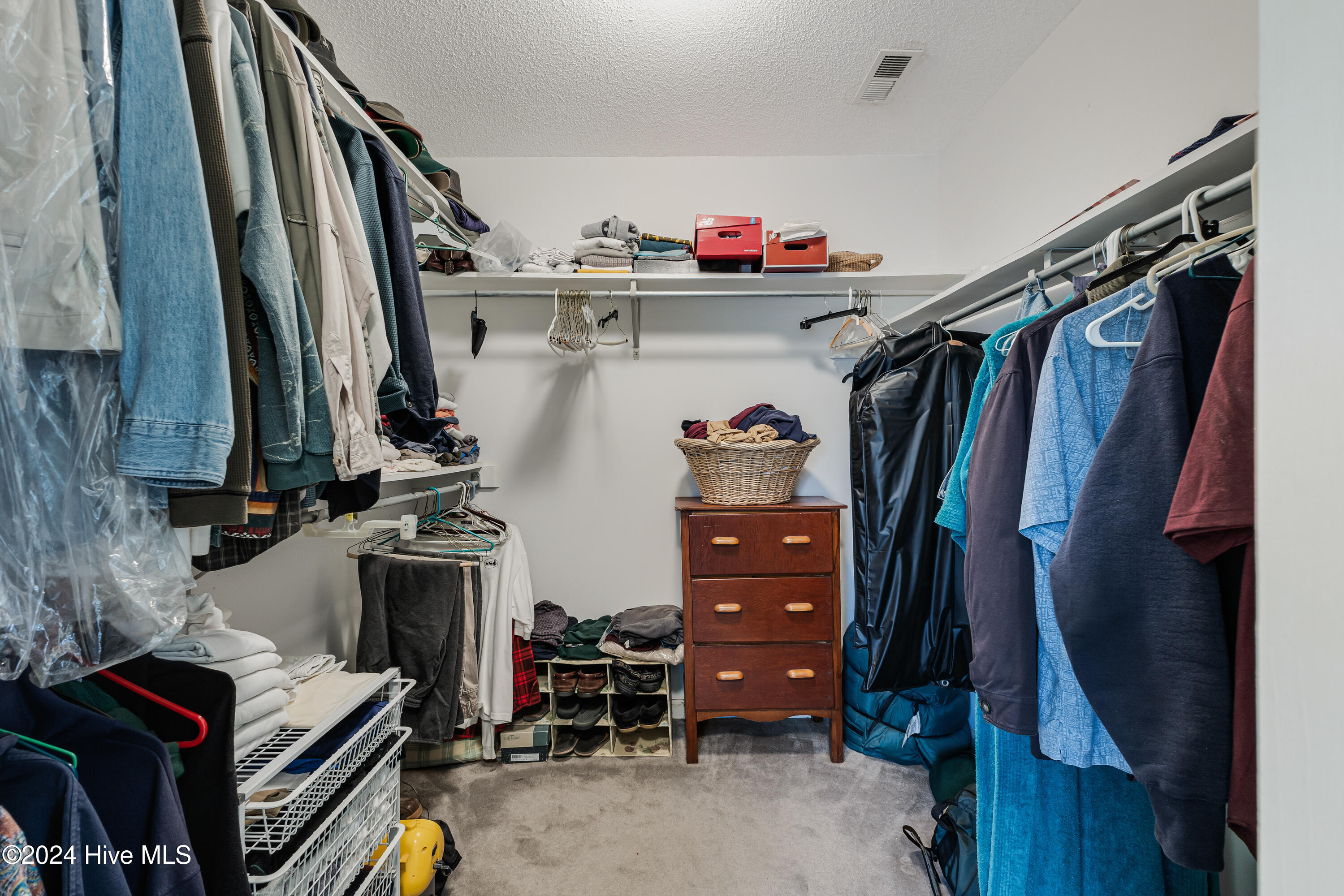 100478878 | Photo 22