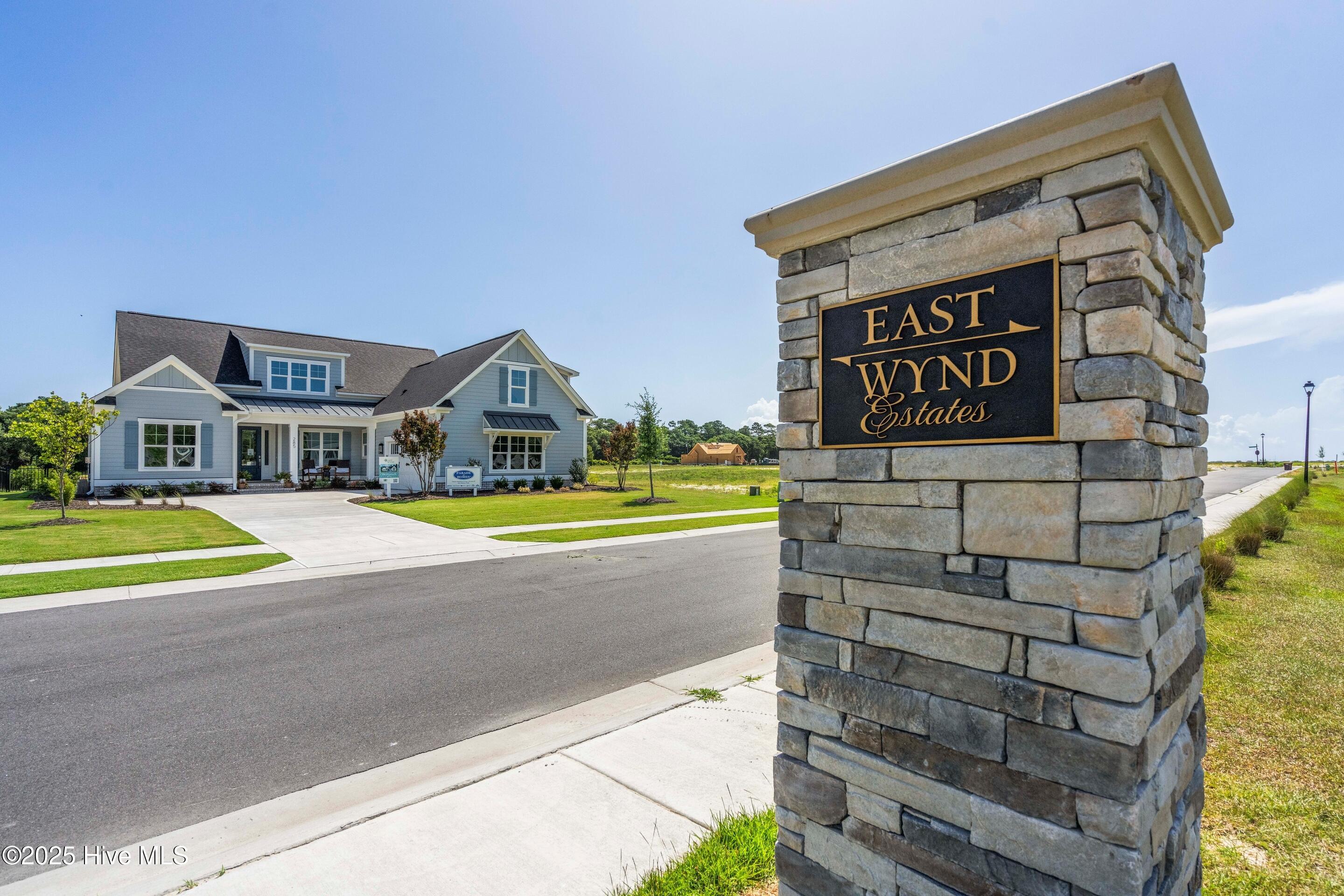 100490520 | Photo 41