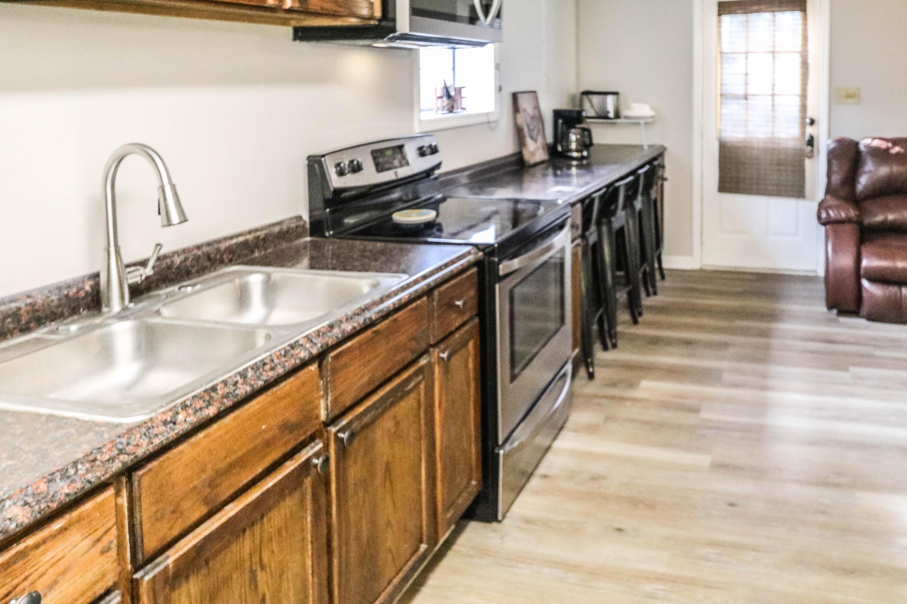 Undisclosed Address, Appling, GA, 30802