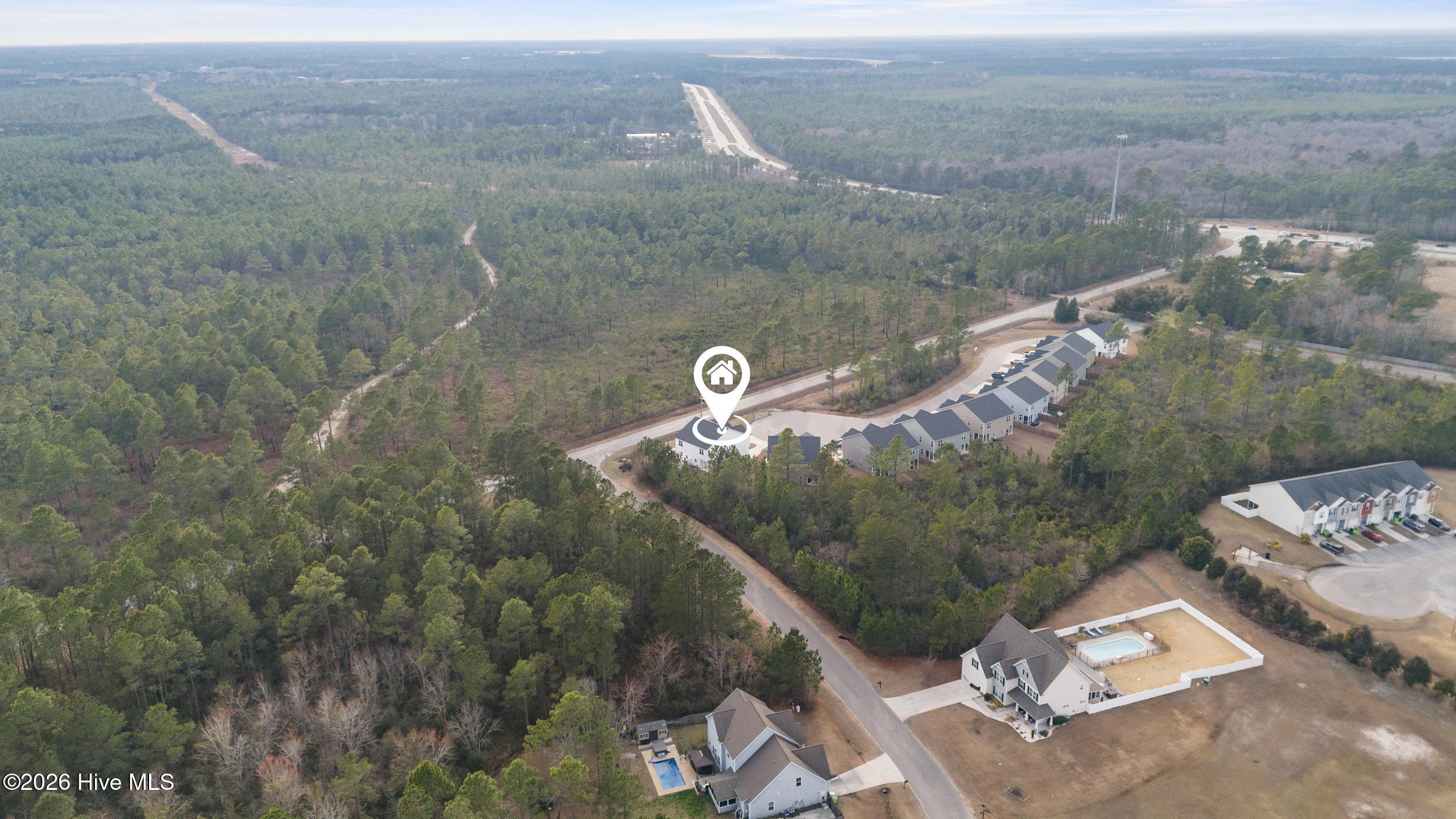 100557610 | Photo 43