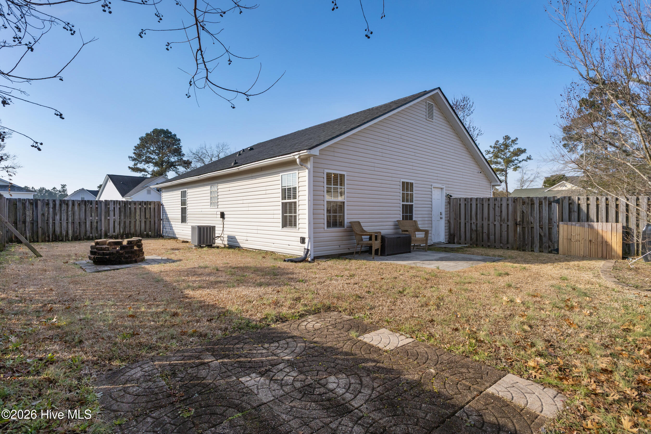 100553456 | Photo 33