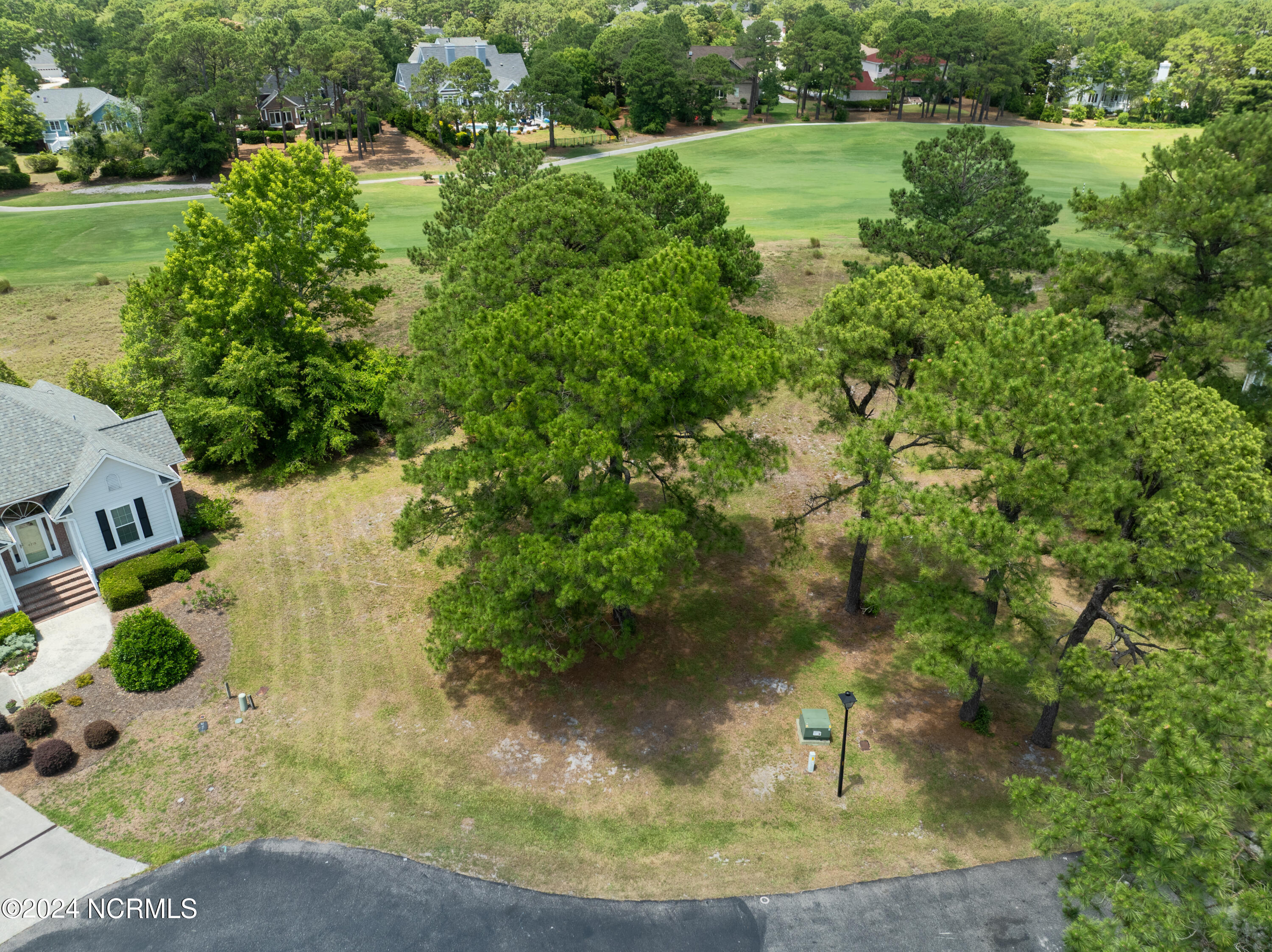 100460778 | Photo 23