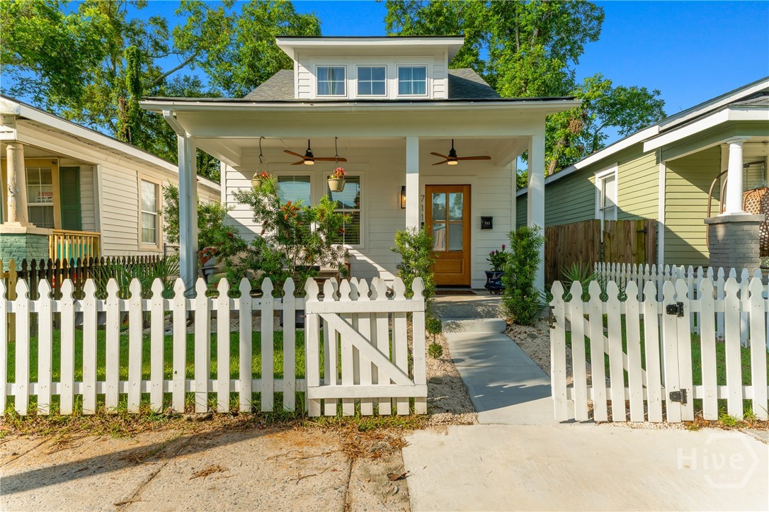 711 E 32ND Street, Savannah, GA 31401 Listing Photo  2