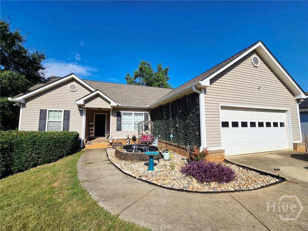 Photo 3 of Single family home for sale at 209 Clearwater Dr, Monroe, GA 30655 | MLS# CL364922 | Listing updated on 2026-09-19