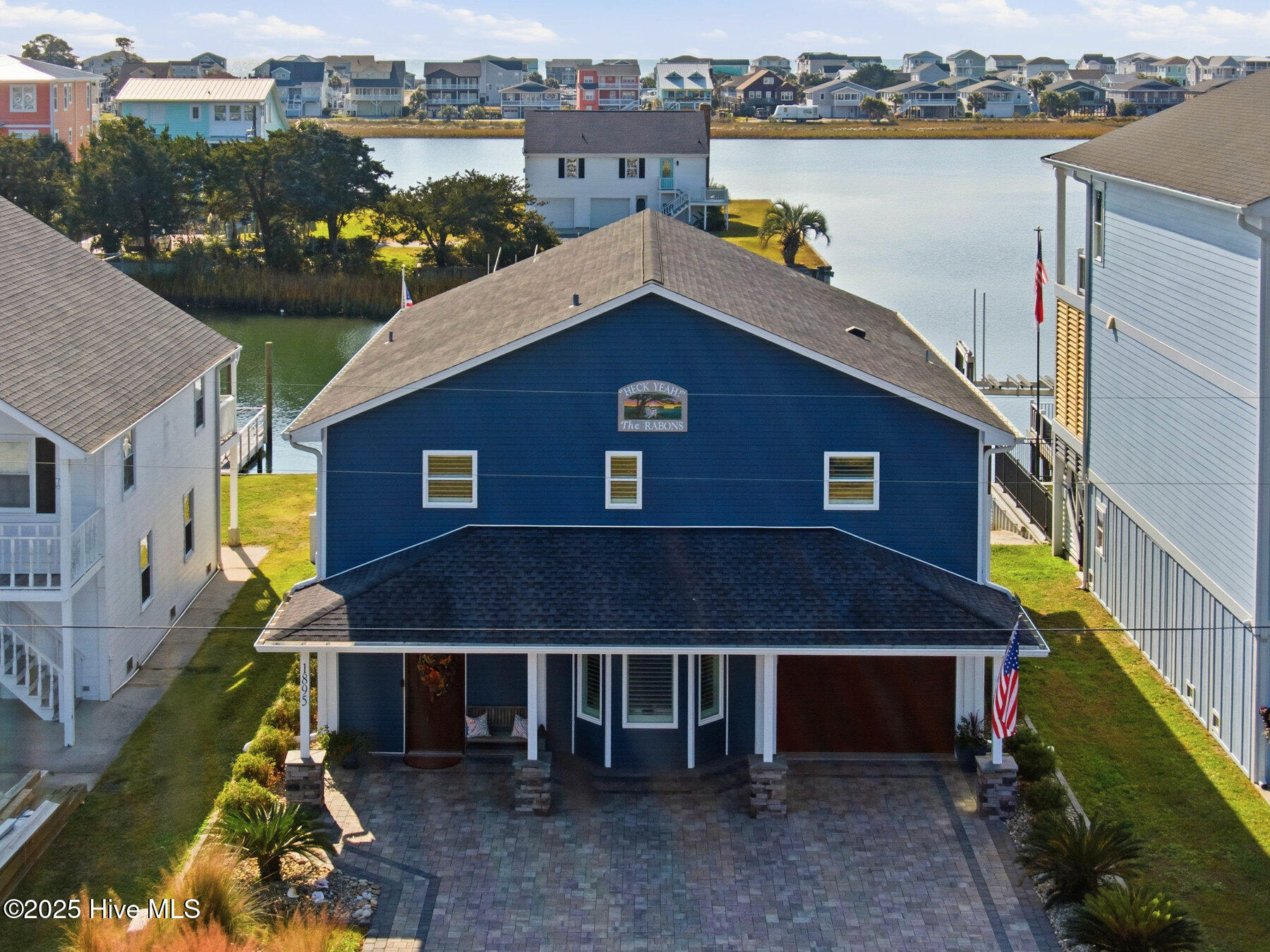 100542757 | Photo 64