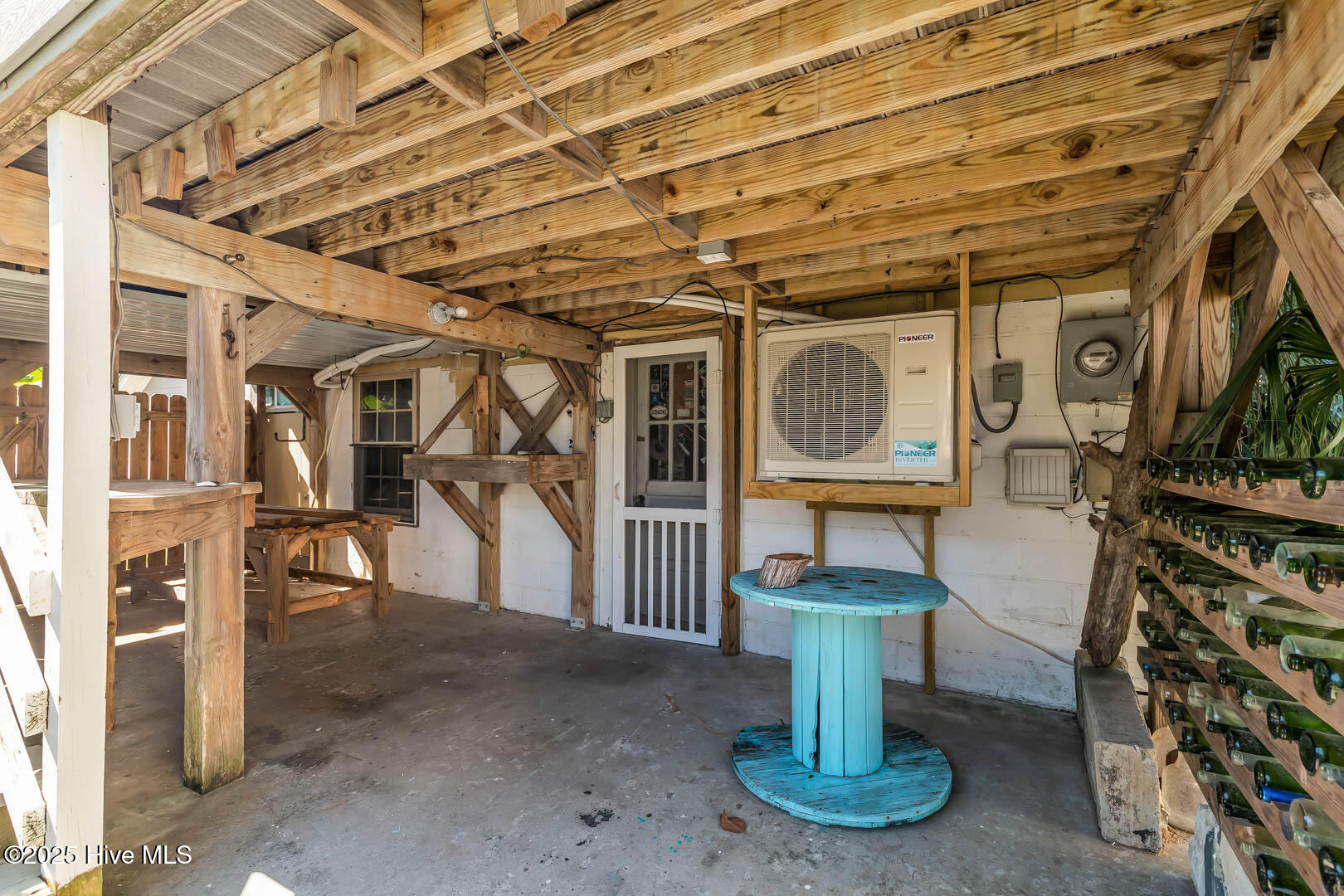 100538071 | Photo 49