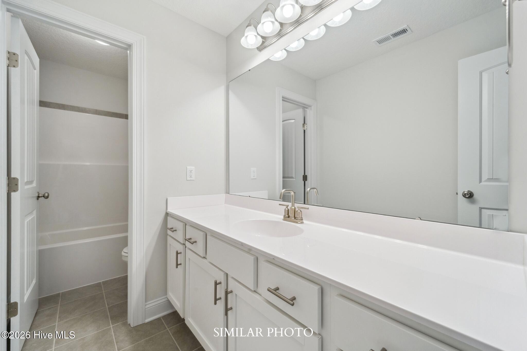 100553964 | Photo 27