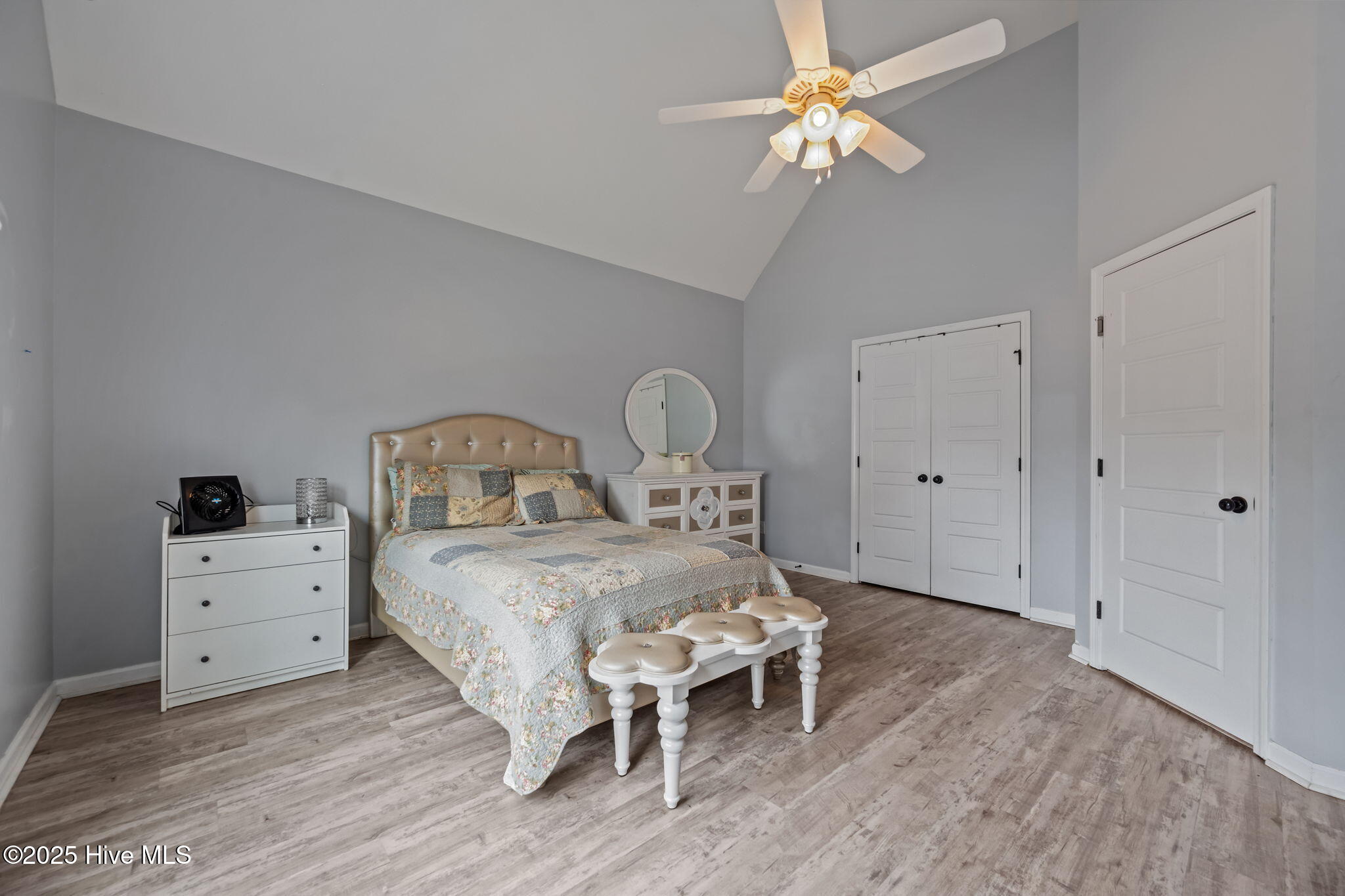 100535491 | Photo 34