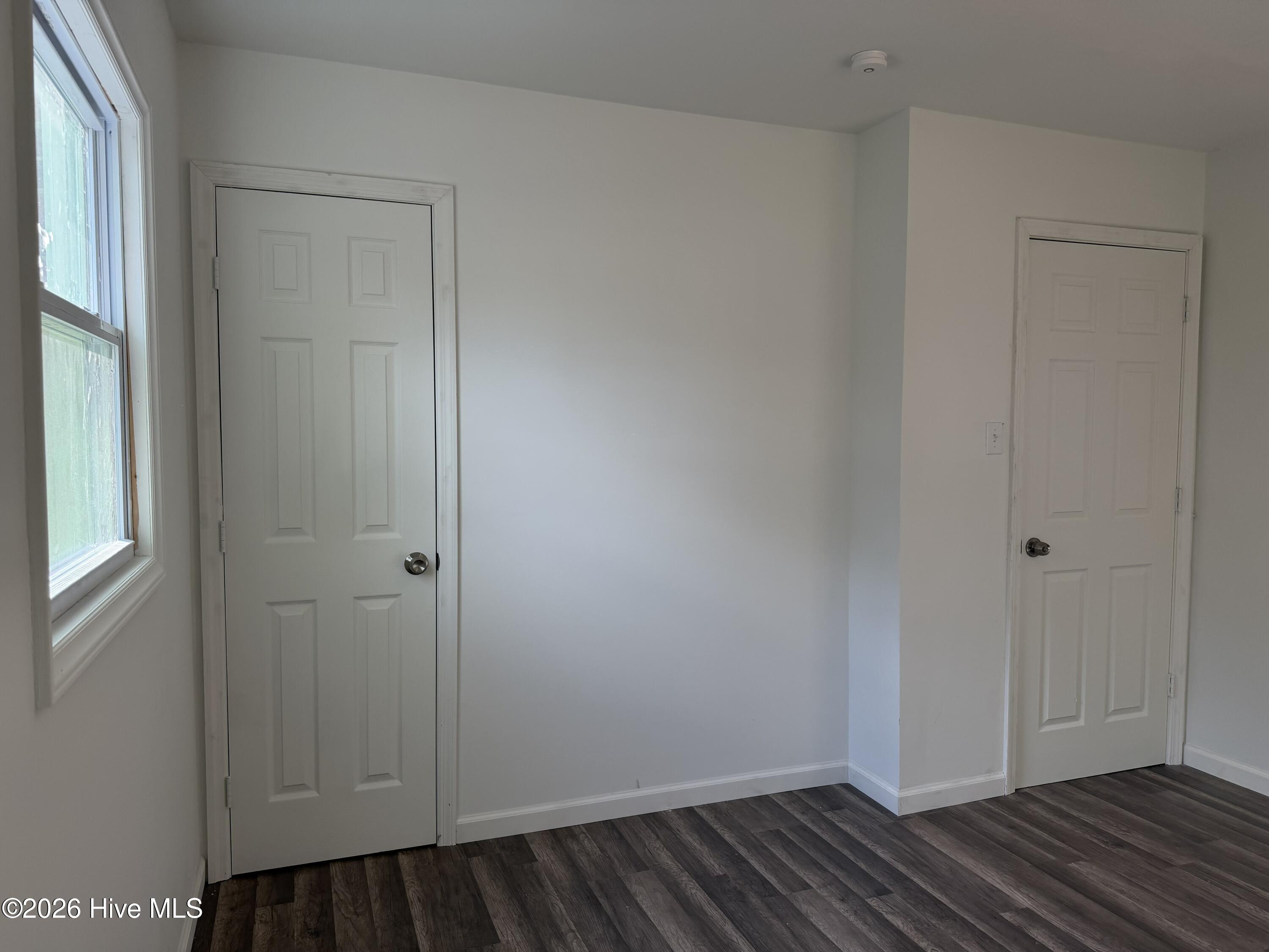 100565098 | Photo 25