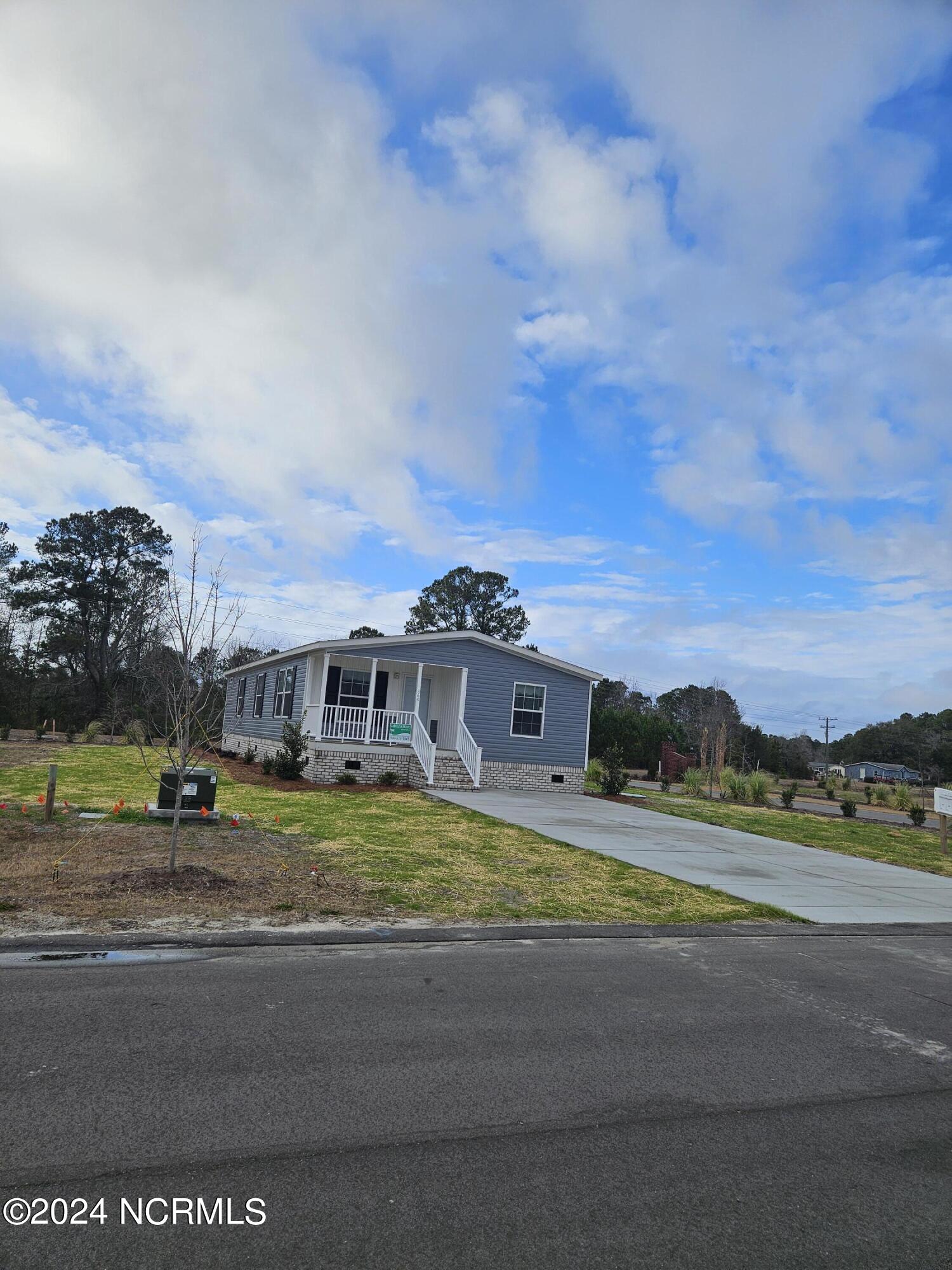 100569261 | Photo 27