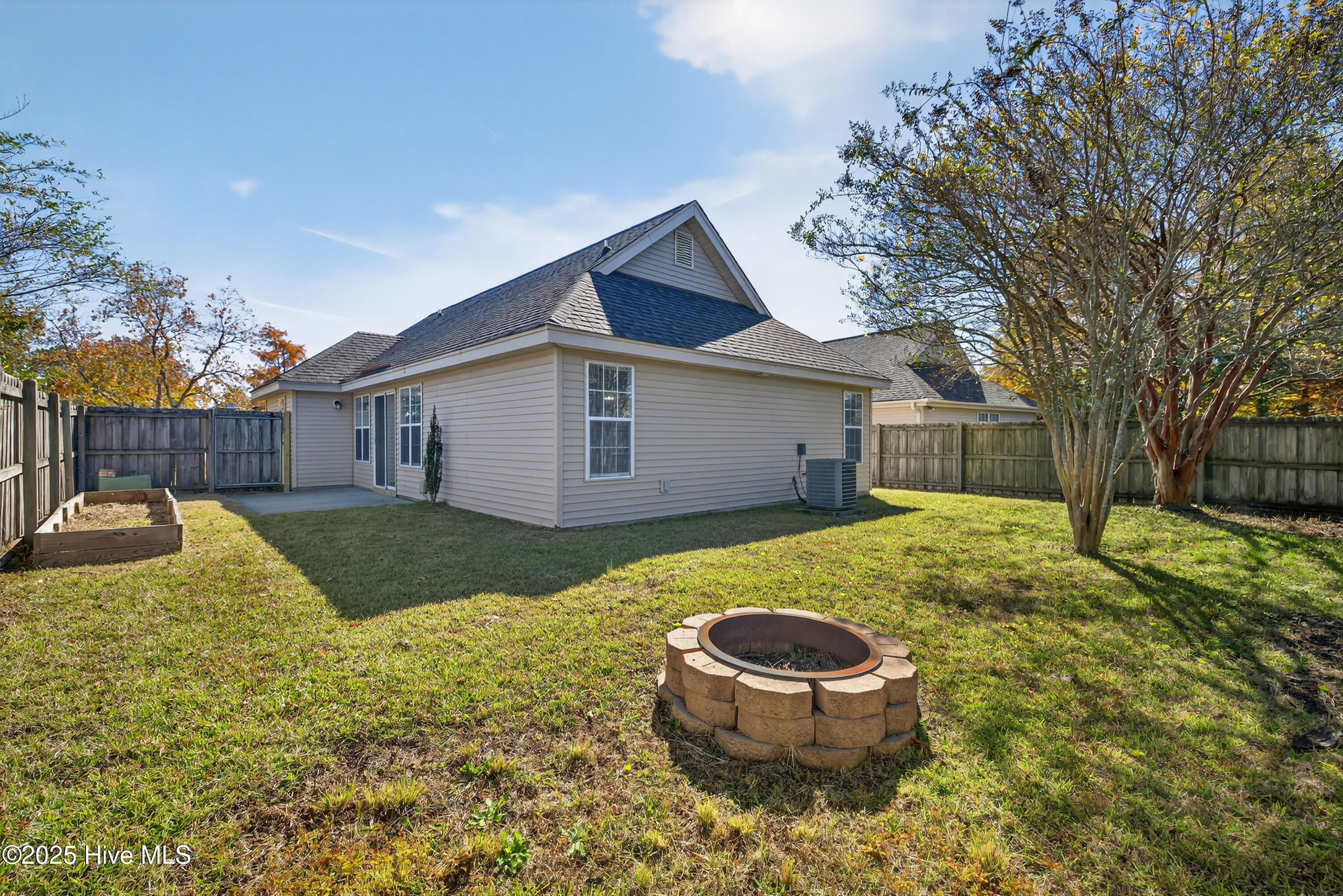 100541920 | Photo 29