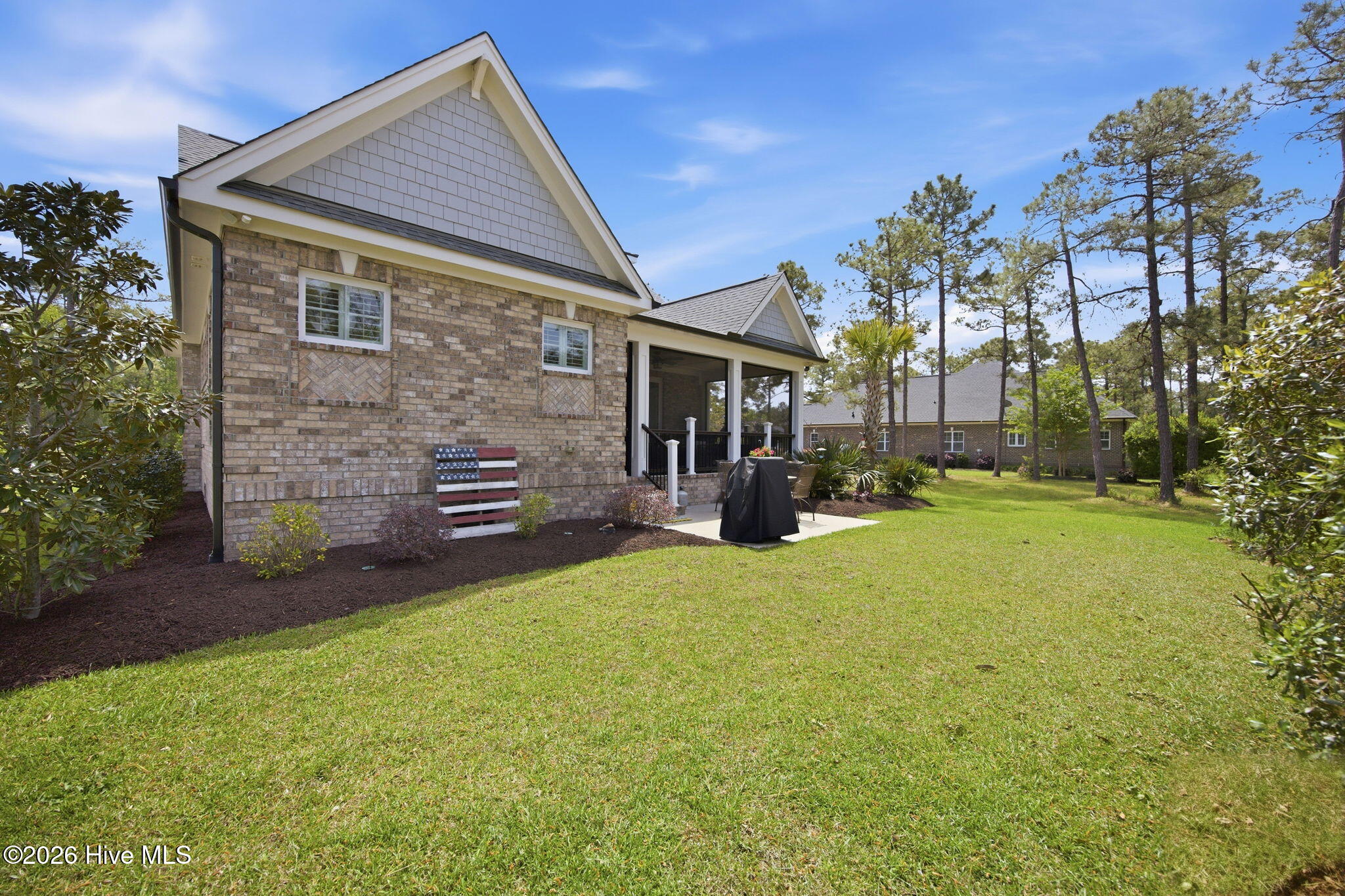 100569856 | Photo 37