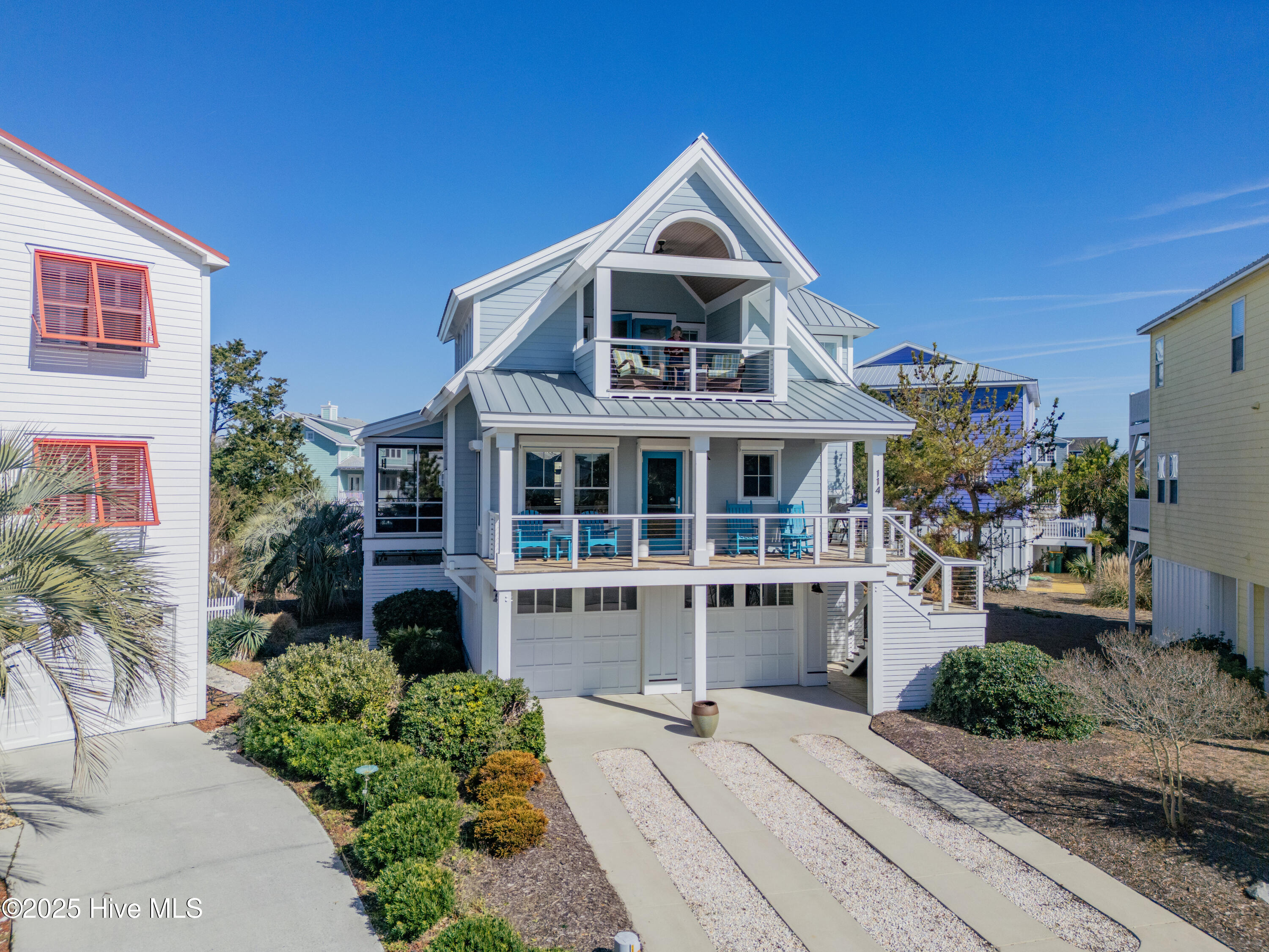 100553290 | Photo 34