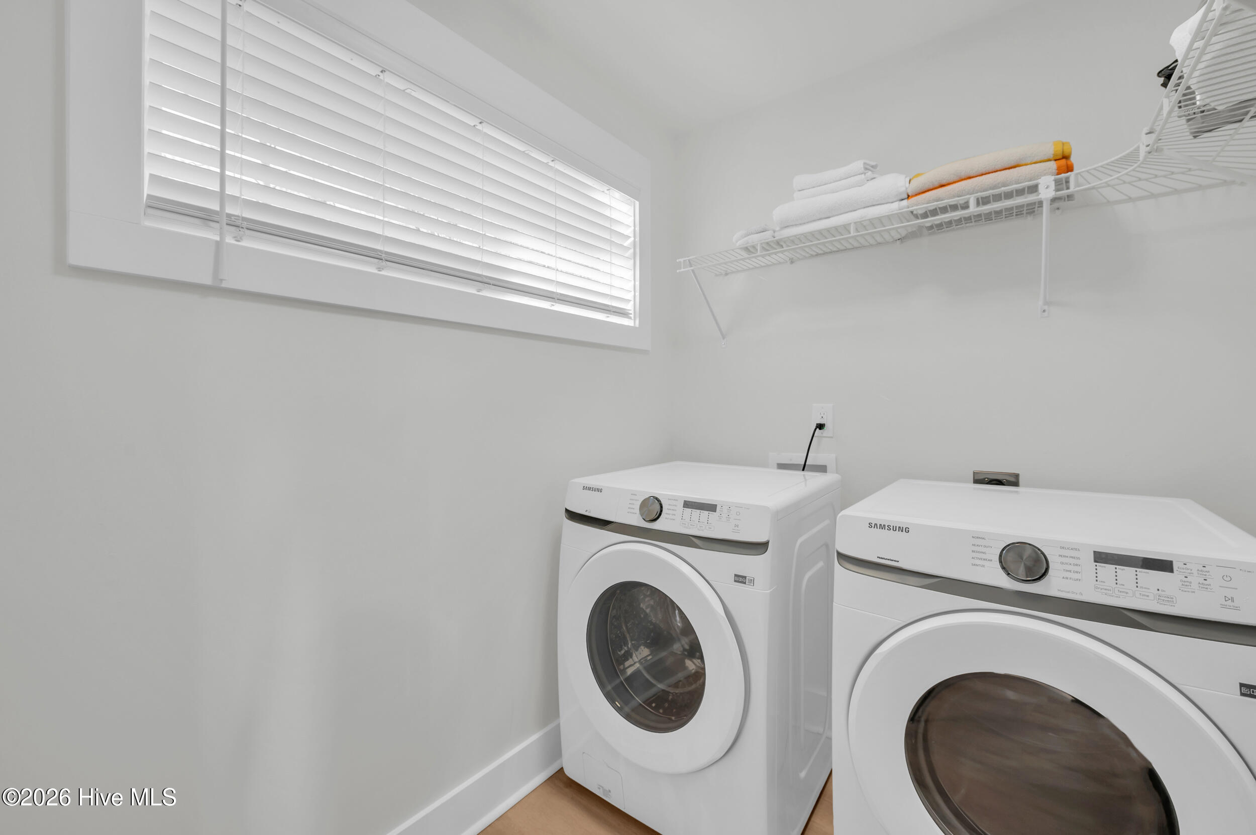 100553113 | Photo 26