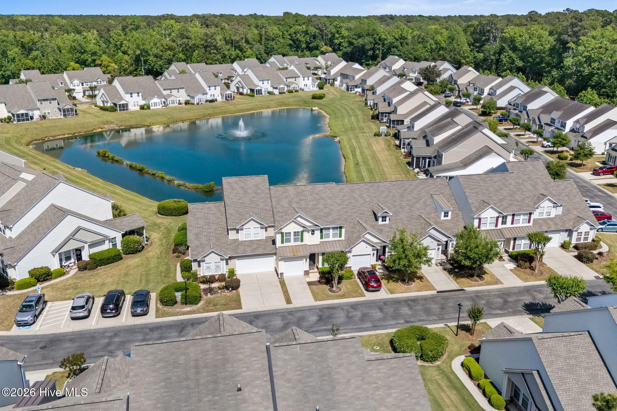 100570340 | Photo 59